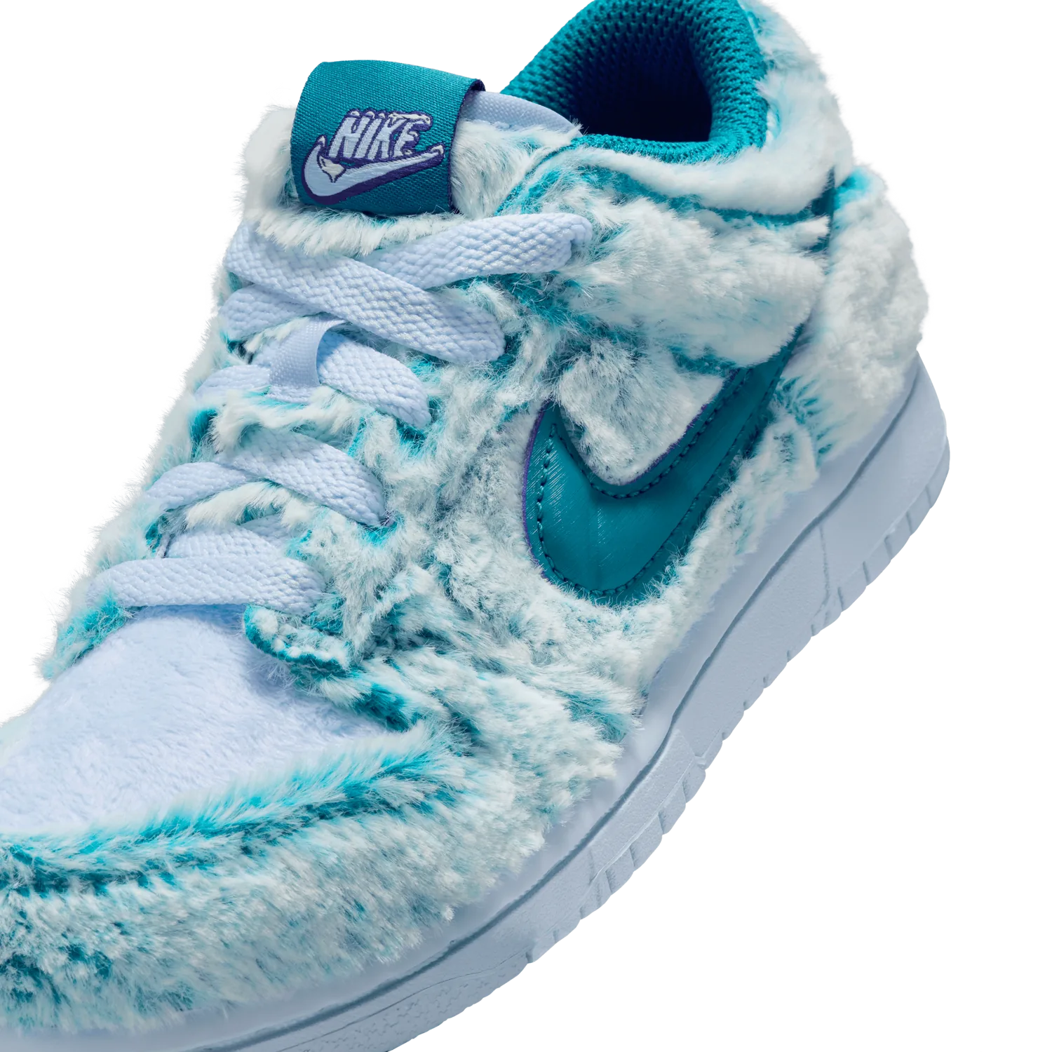 Nike Dunk Low Abominable Snowman (GS) image 3