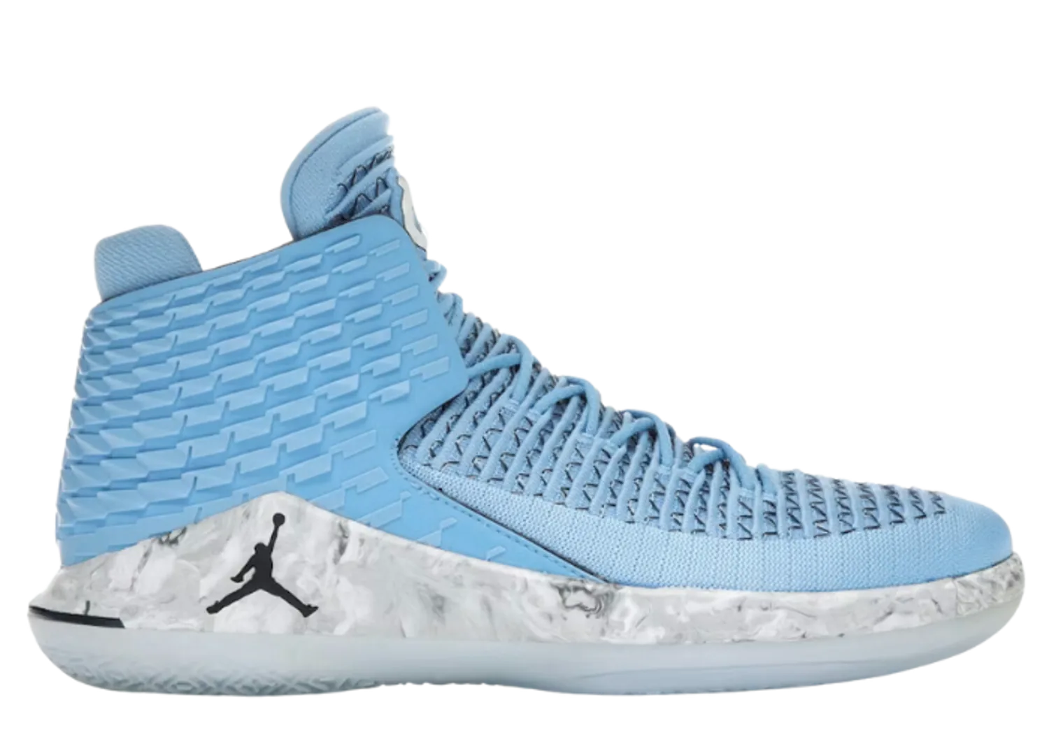 Air Jordan XXXII UNC