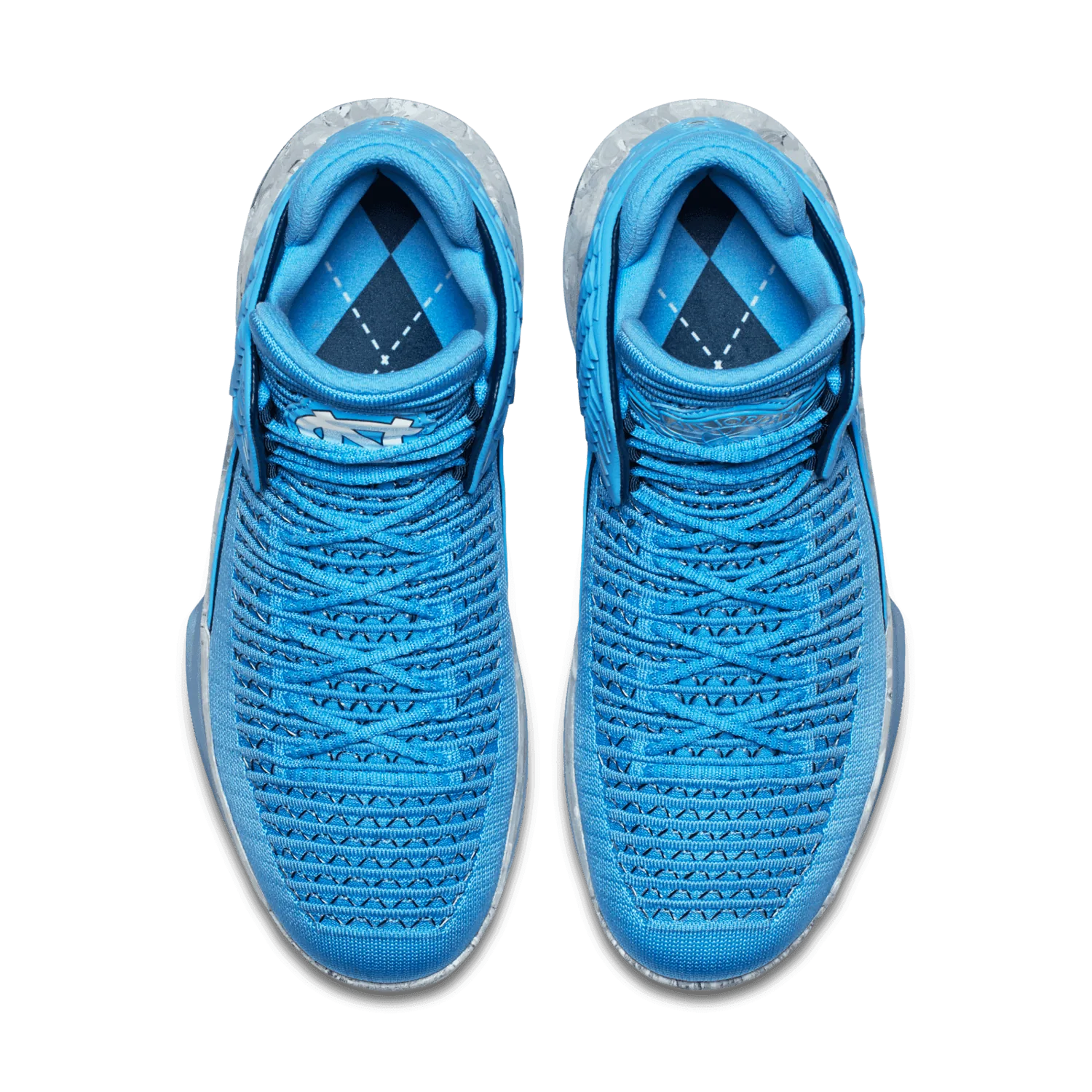Air Jordan XXXII UNC image 3