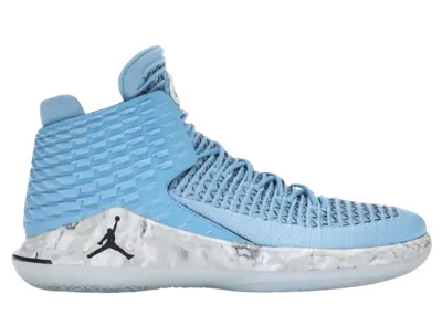 Air Jordan XXXII UNC