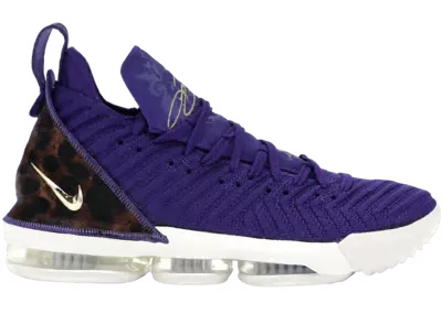 Nike LeBron 16 King Court Purple