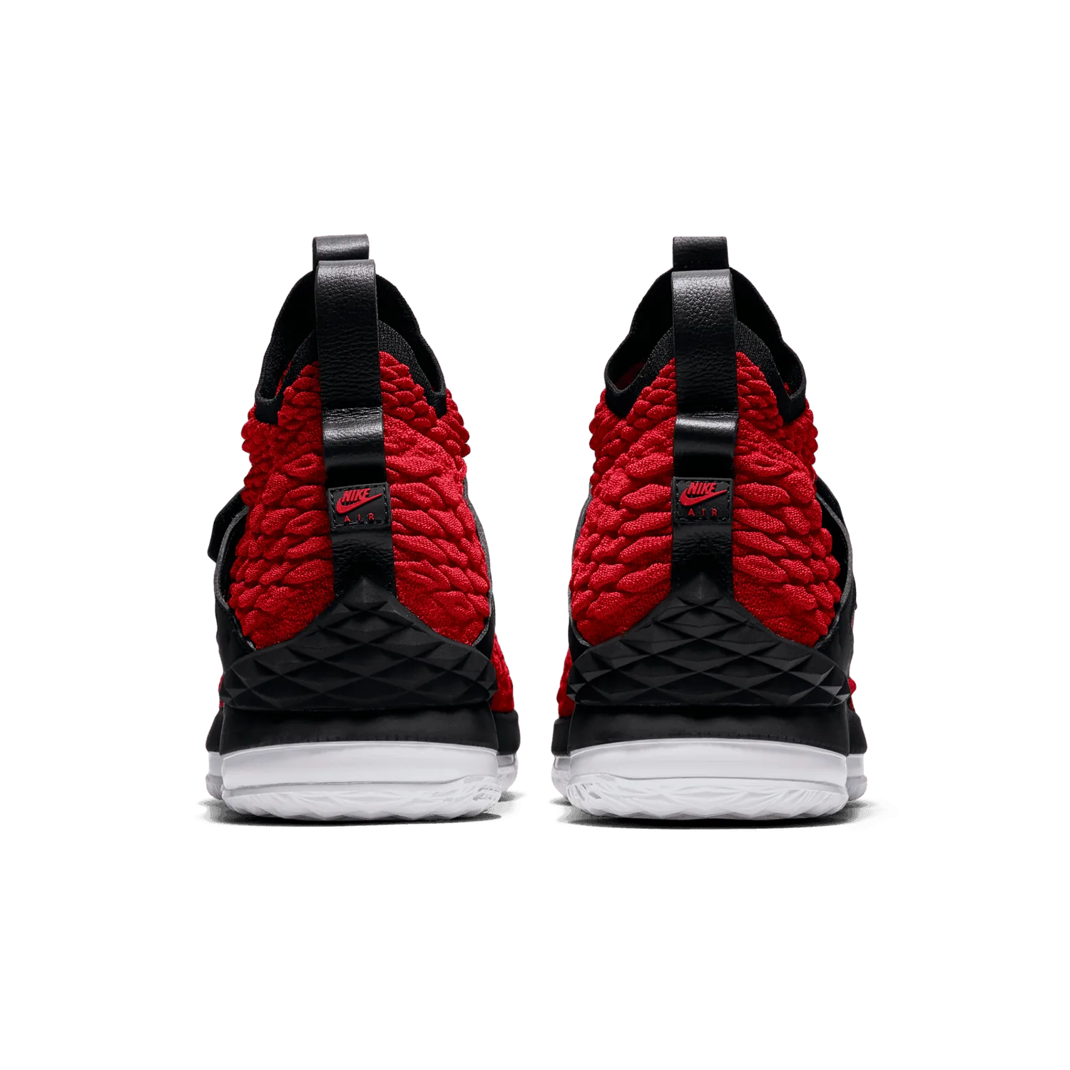 Nike LeBron 15 Red Diamond Turf image 5
