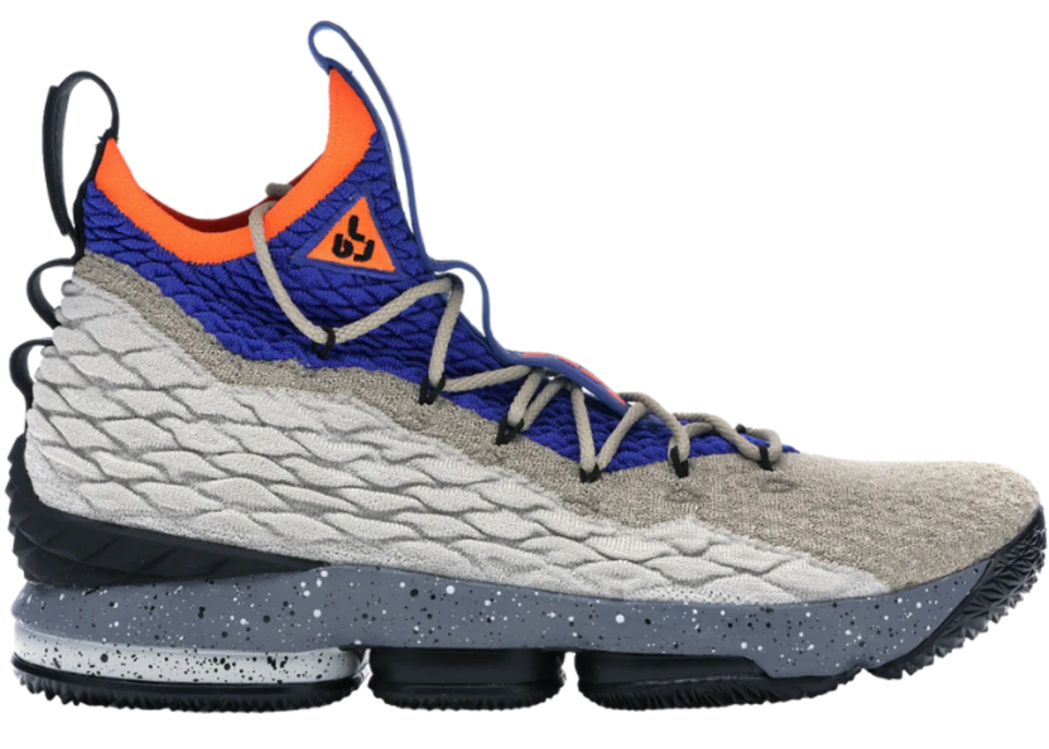 Nike LeBron 15 Mowabb