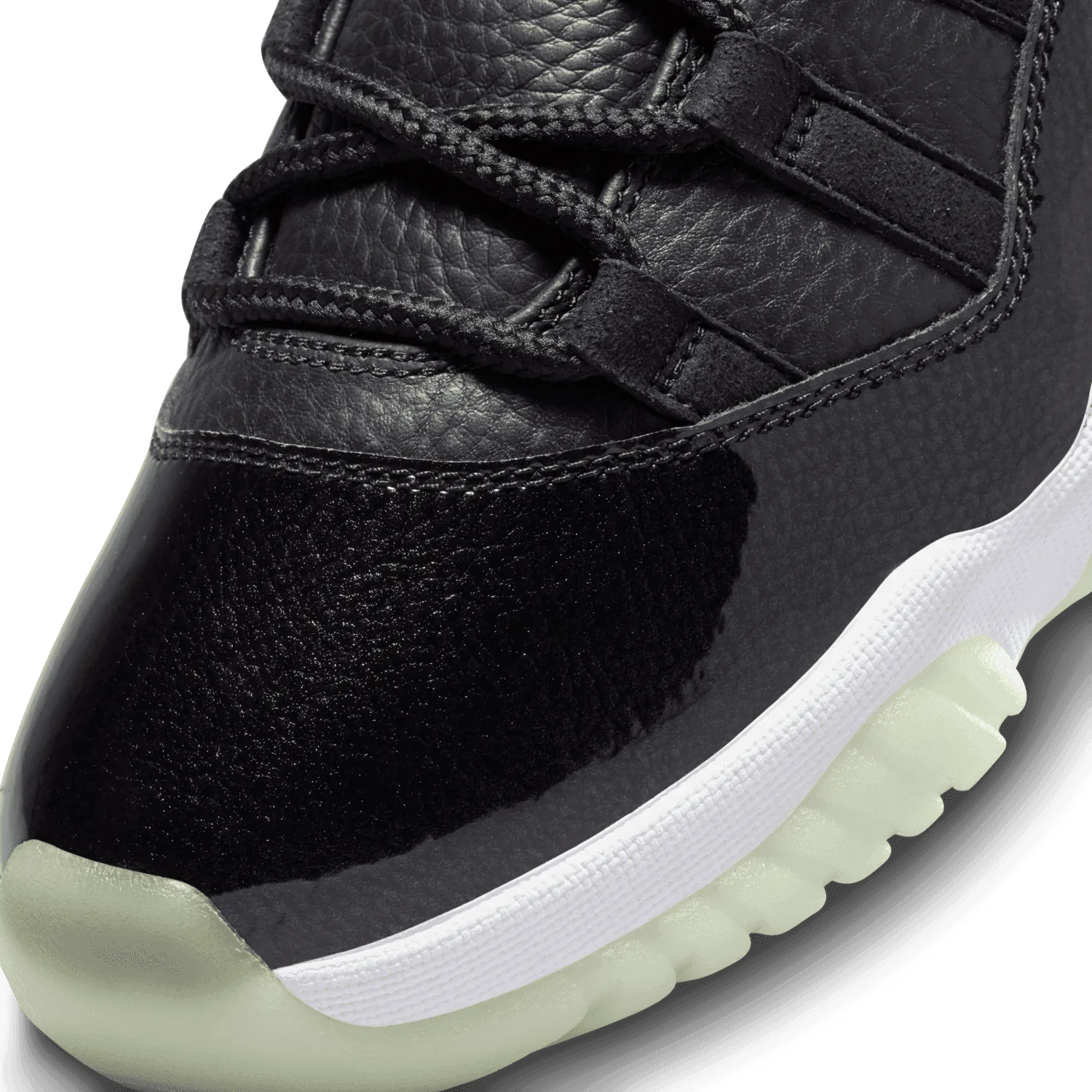 Jordan 11 Low 72-10 image 6