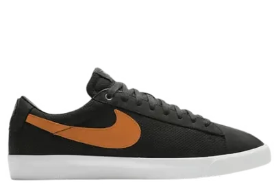 Nike SB Zoom Blazer Low GT Cats Paw Saloon