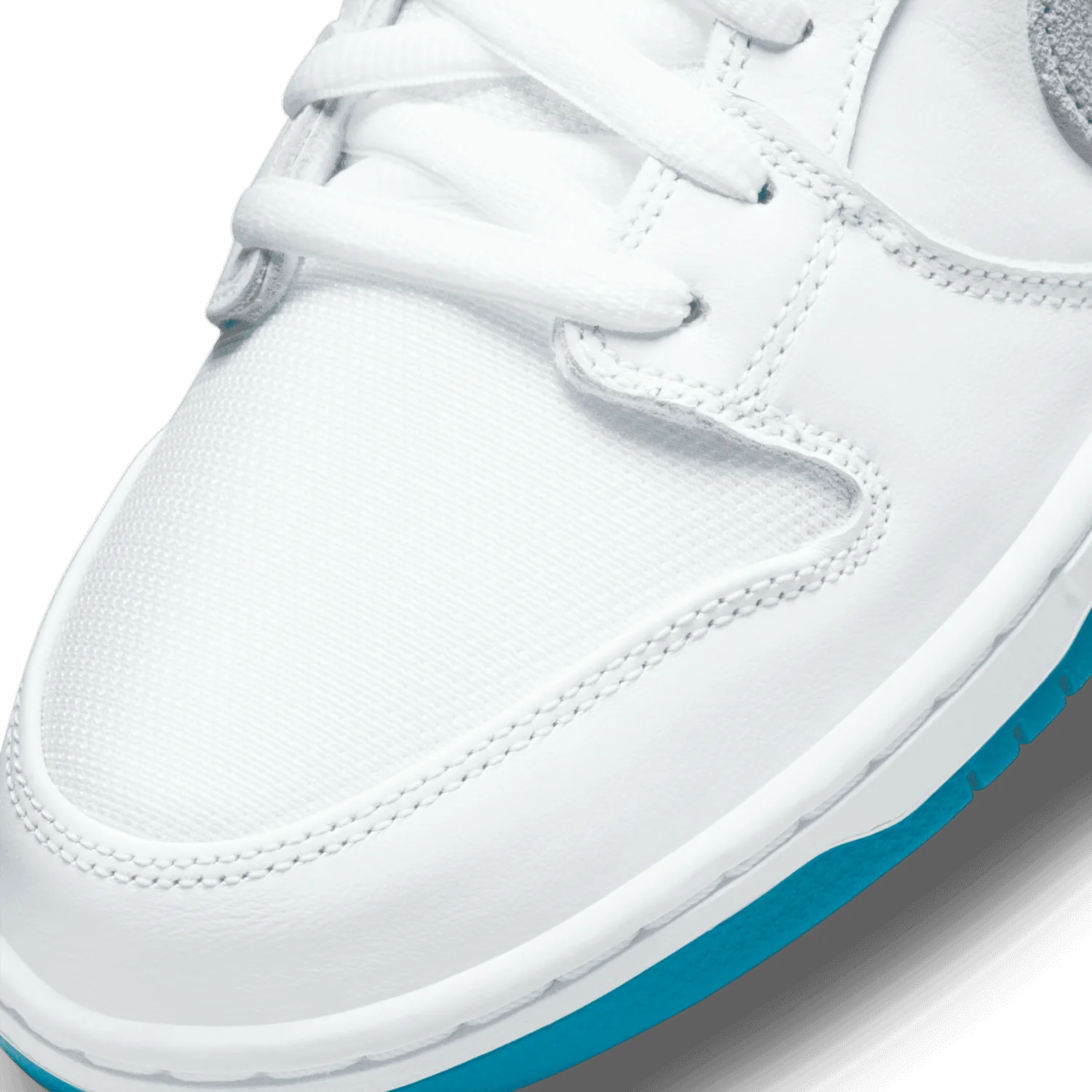 Nike SB Dunk Low Laser Blue image 5