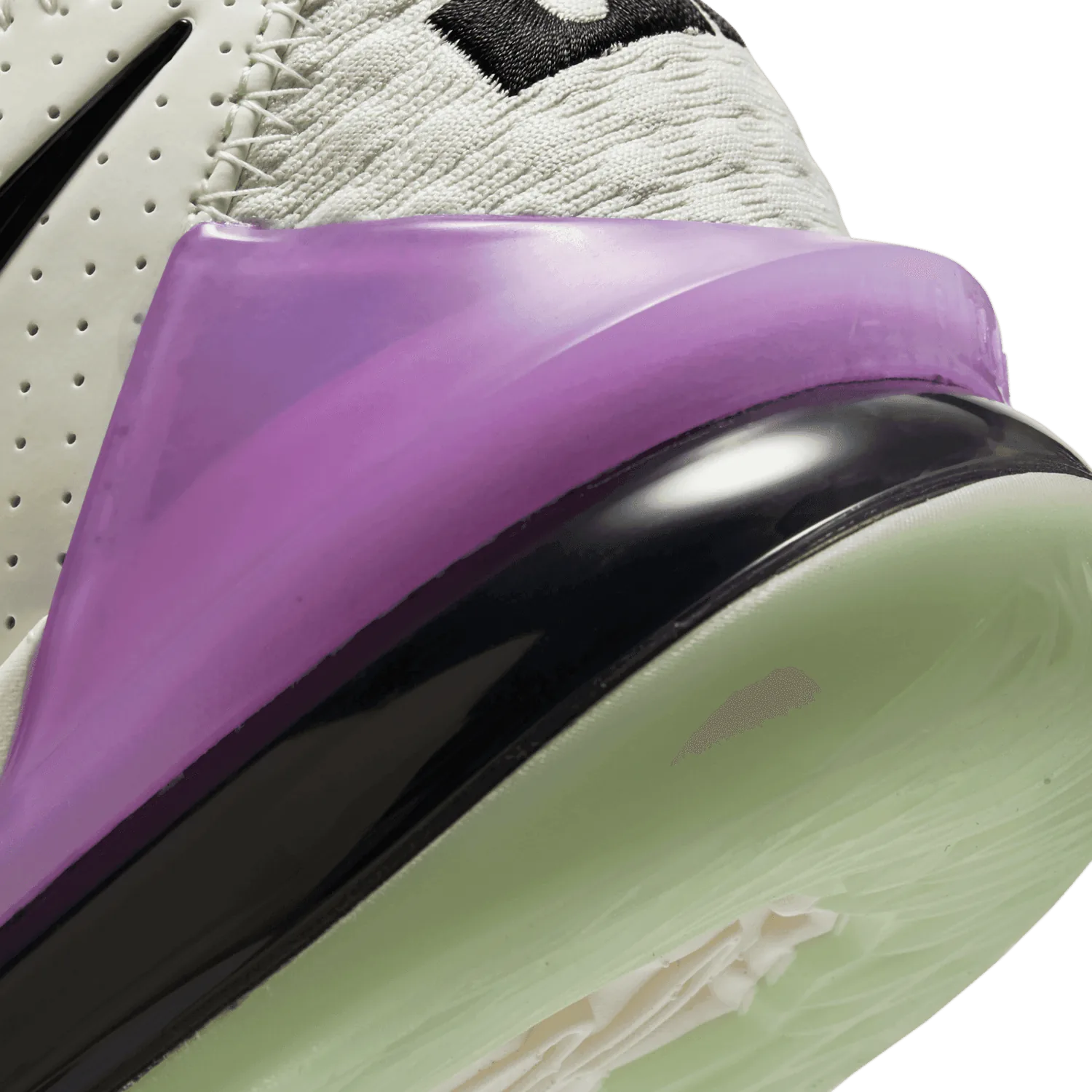 Nike LeBron 17 Low Glow-In-The-Dark image 7