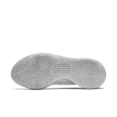 Nike Kyrie 2 Low Spongebob Sandy Cheeks