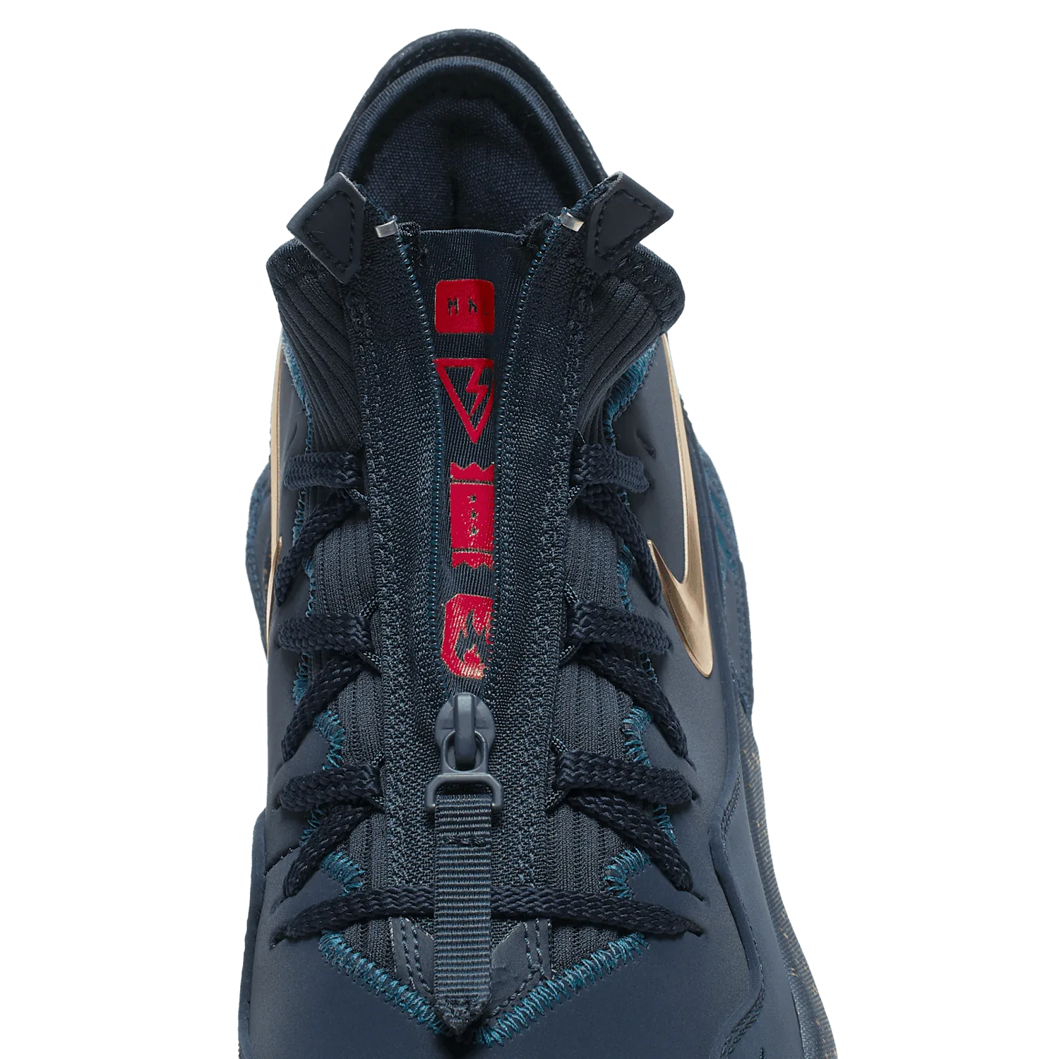 Nike LeBron 16 Low Agimat image 6