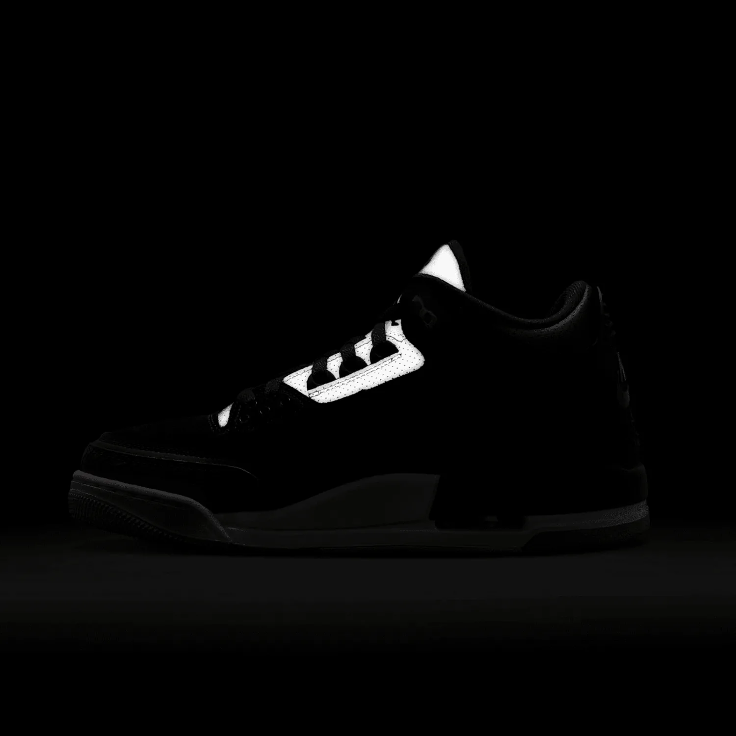 Jordan 3 Retro Tinker Black Cement Gold image 9