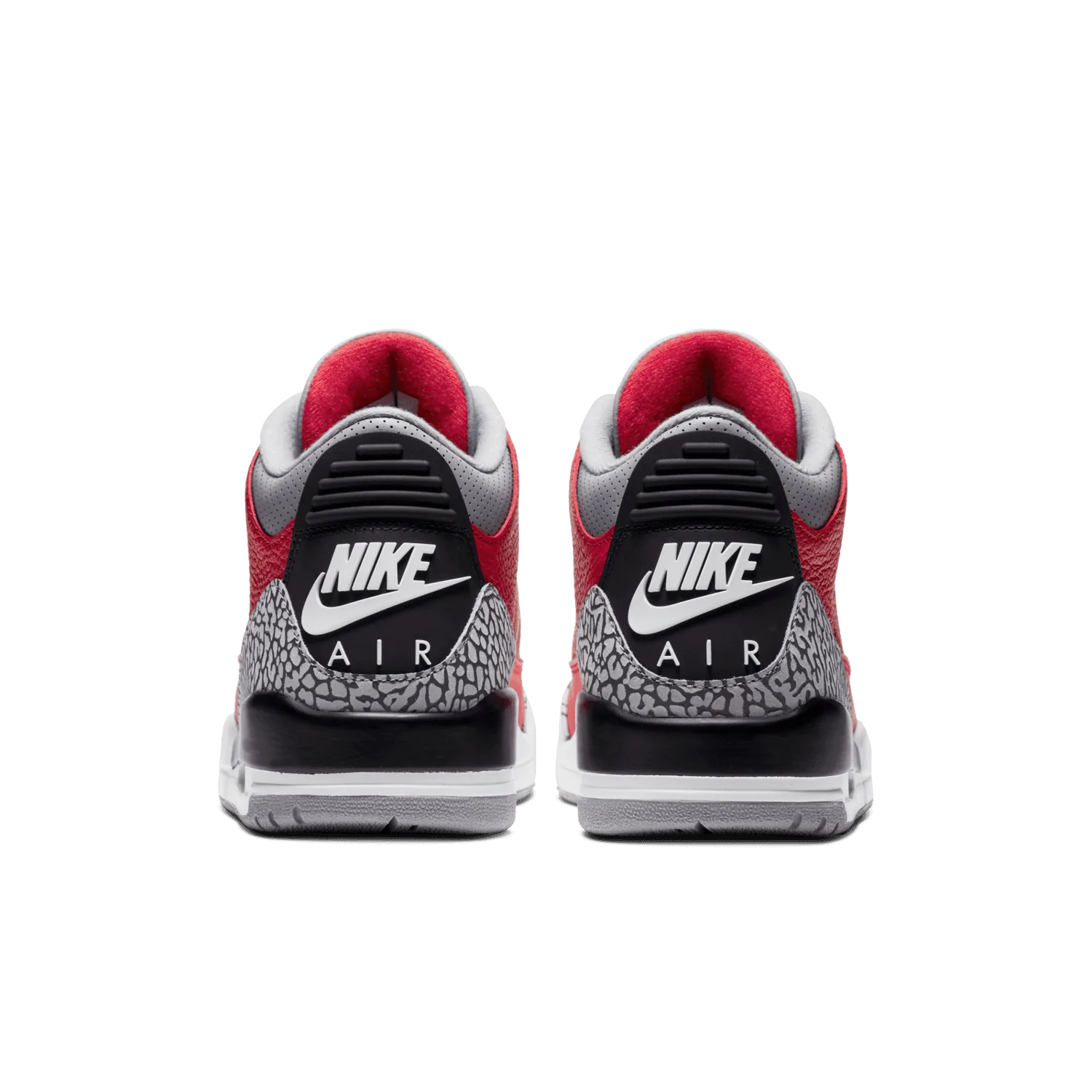 Air Jordan 3 Retro SE Red Cement image 5