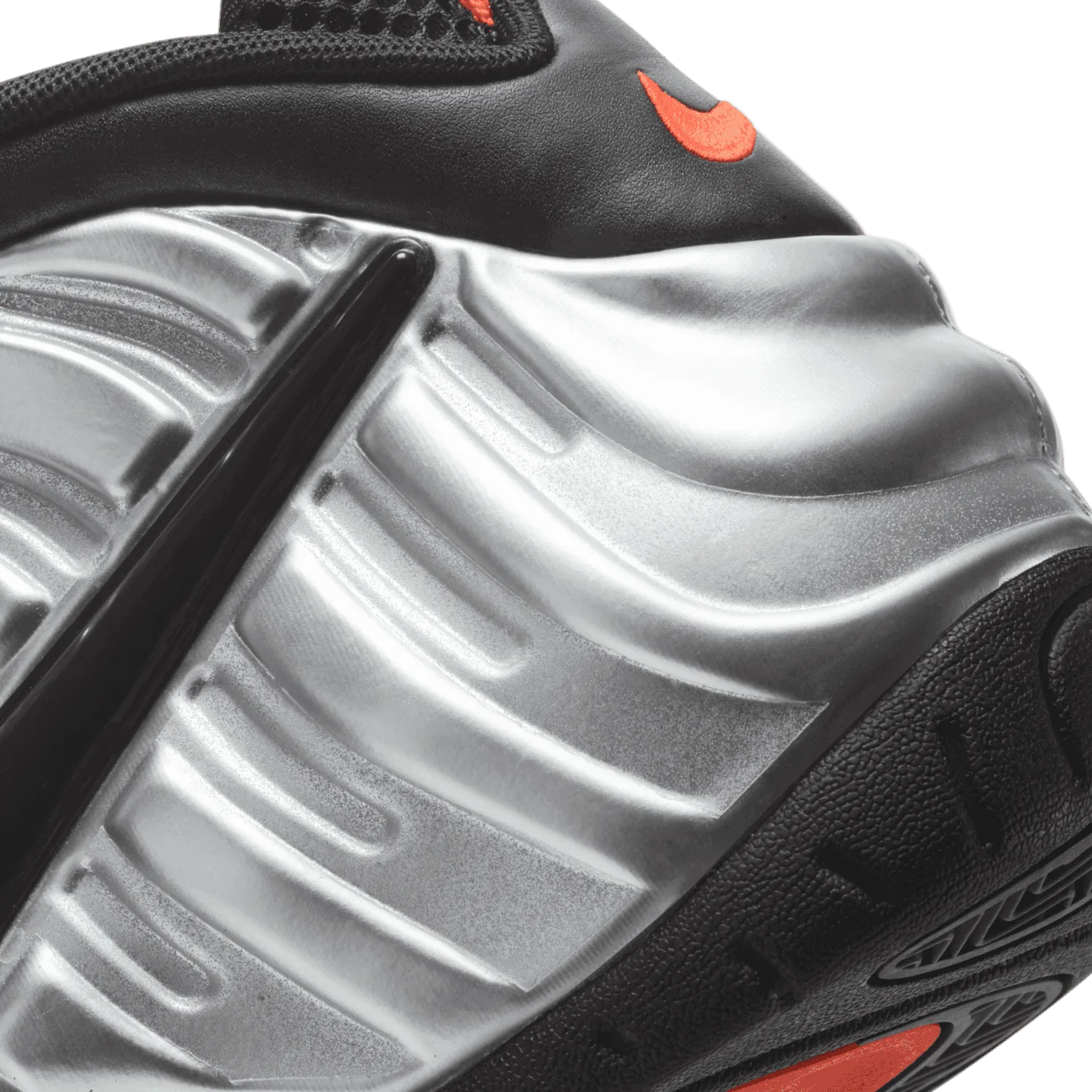 Nike Air Foamposite One Halloween (2020) image 7