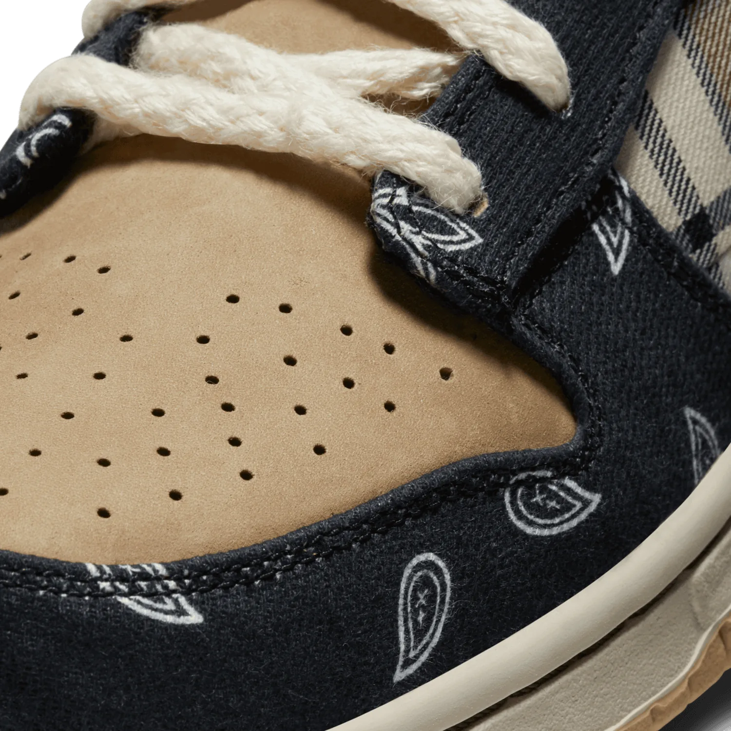 Nike SB Dunk Low Travis Scott image 9