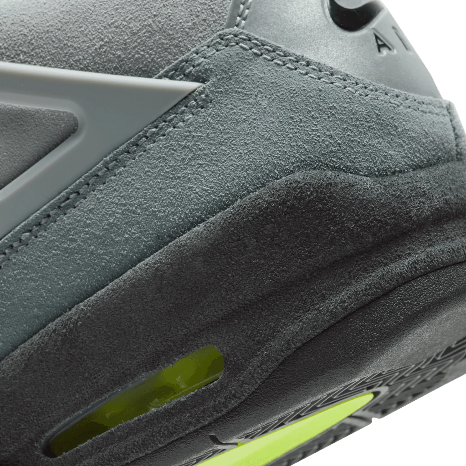Jordan 4 Retro SE 95 Neon image 9