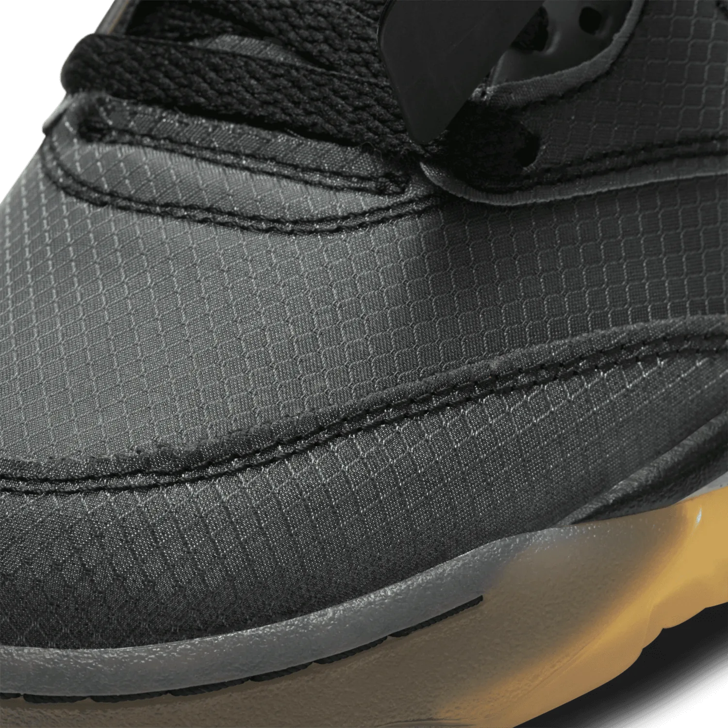 Air Jordan 5 Retro Off-White image 2
