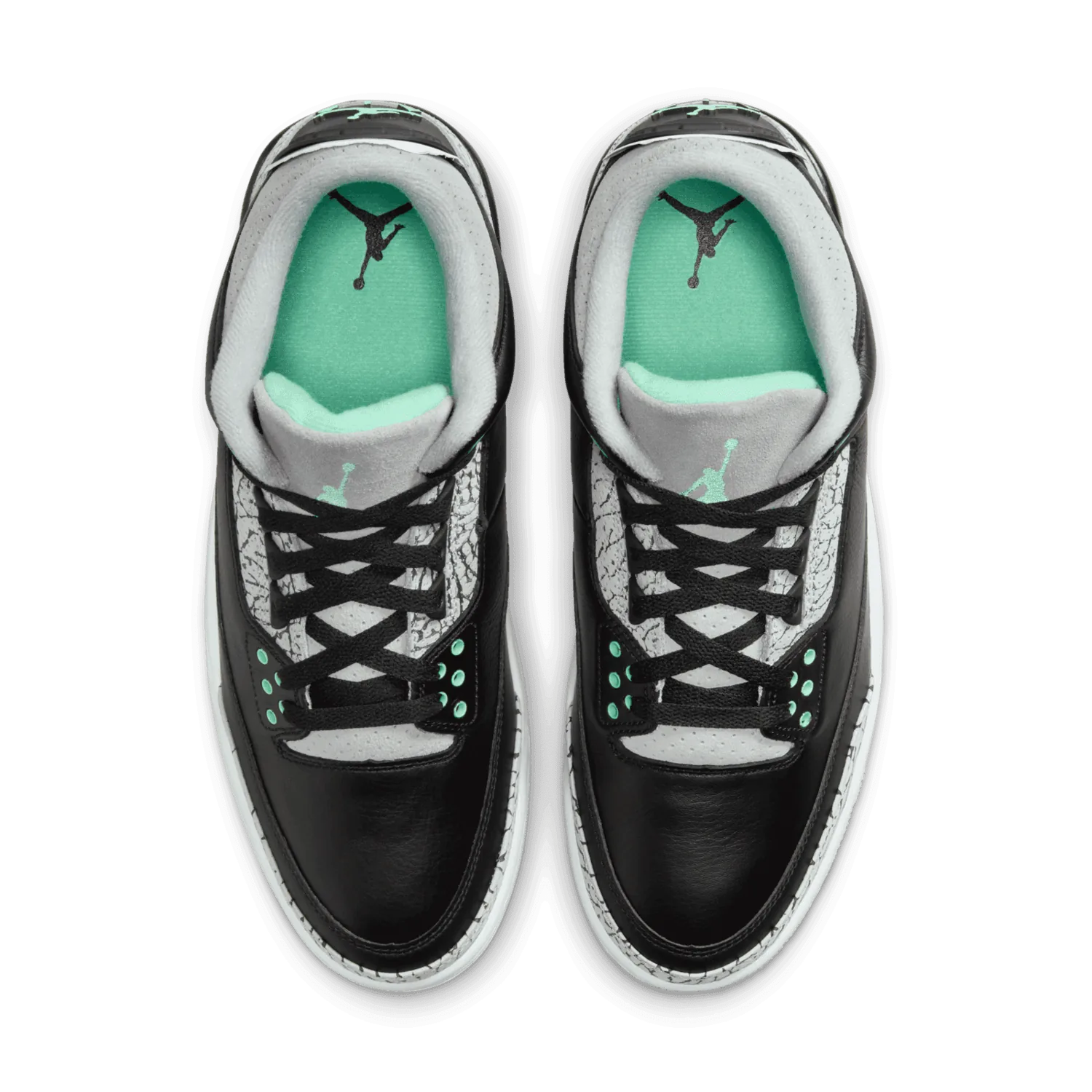 Air Jordan 3 Retro Green Glow image 3