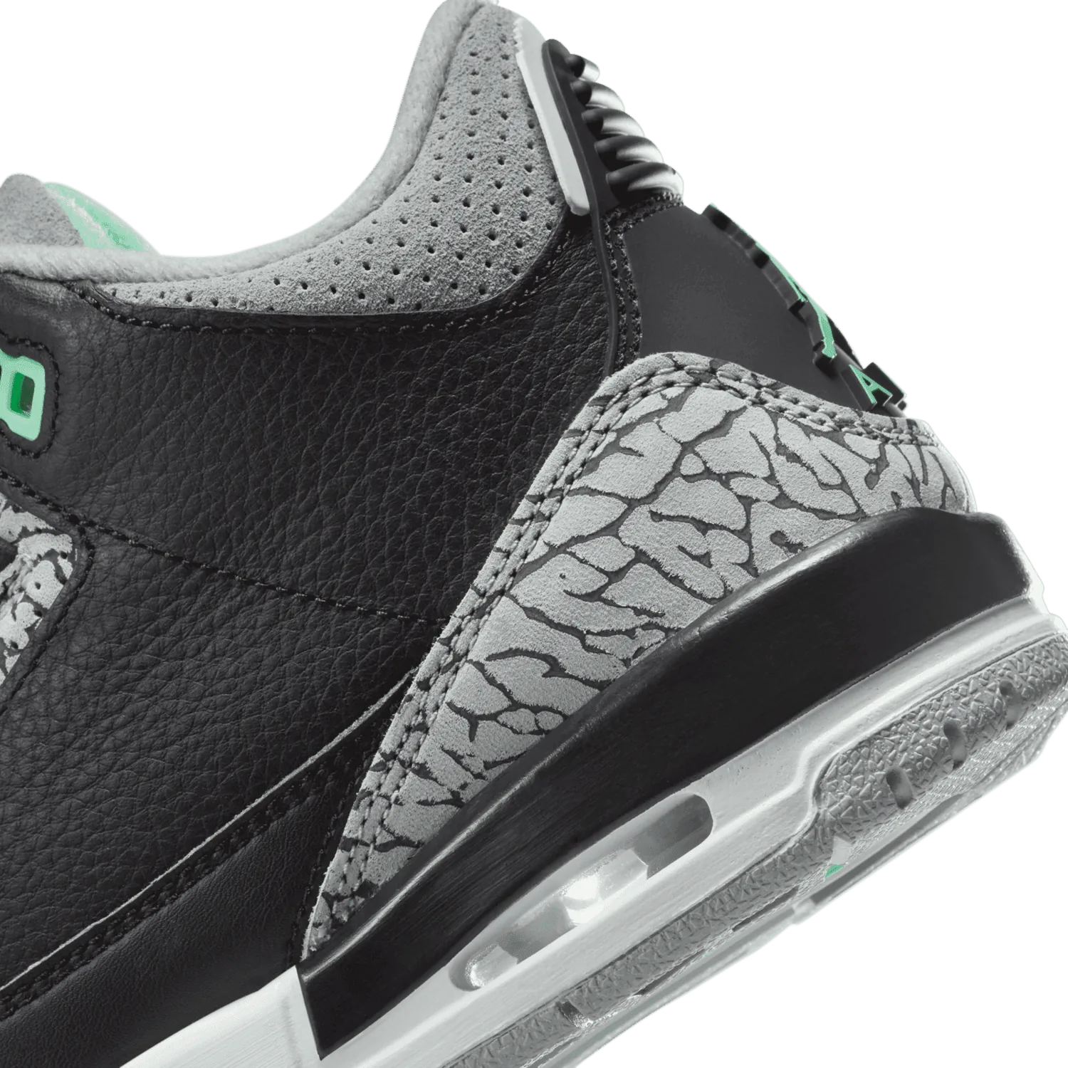 Air Jordan 3 Retro Green Glow image 7