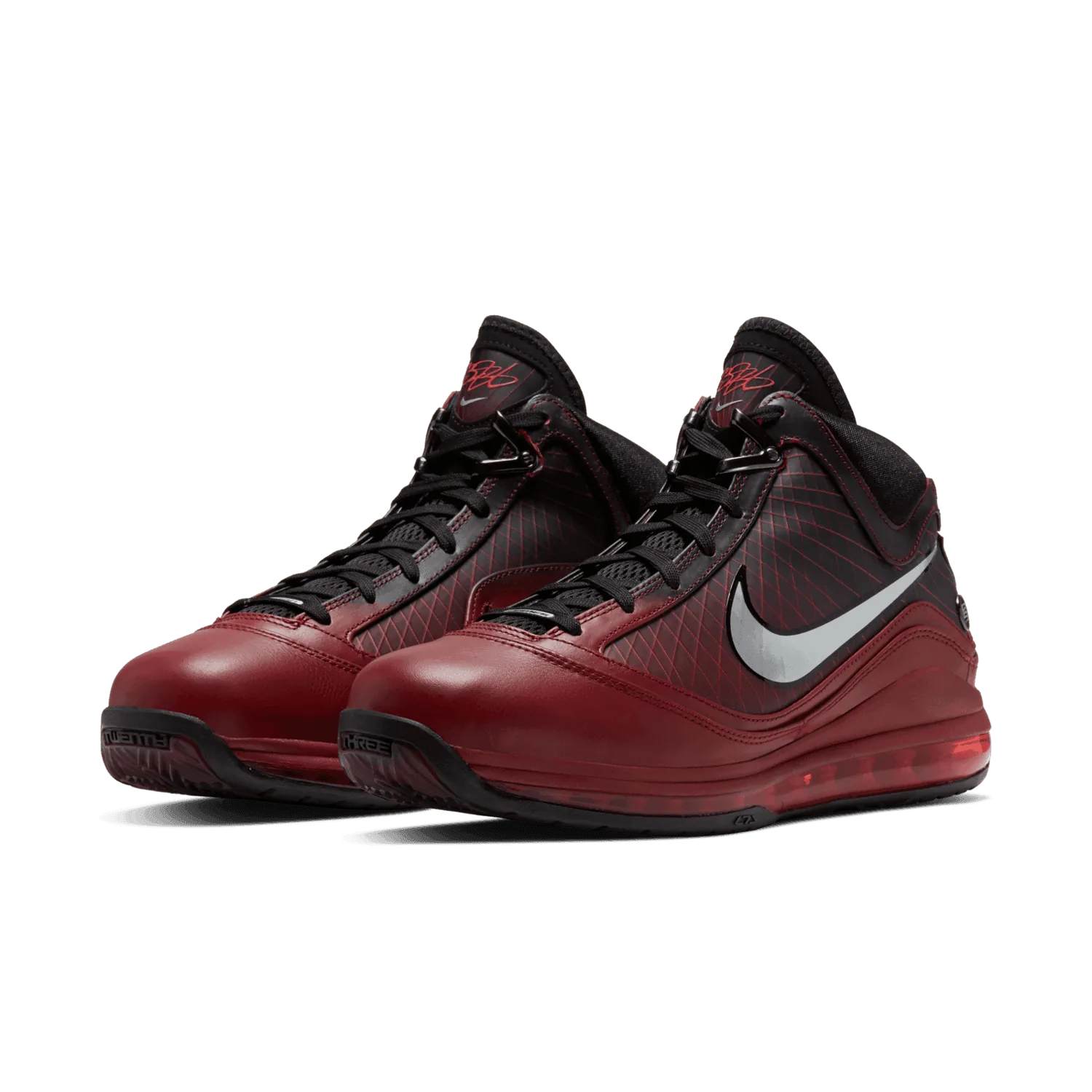 Nike LeBron 7 Christmas (2019) image 4