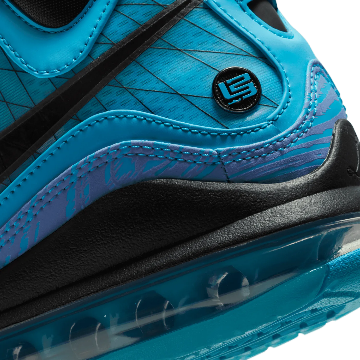 Nike LeBron 7 All-Star (2020) image 4
