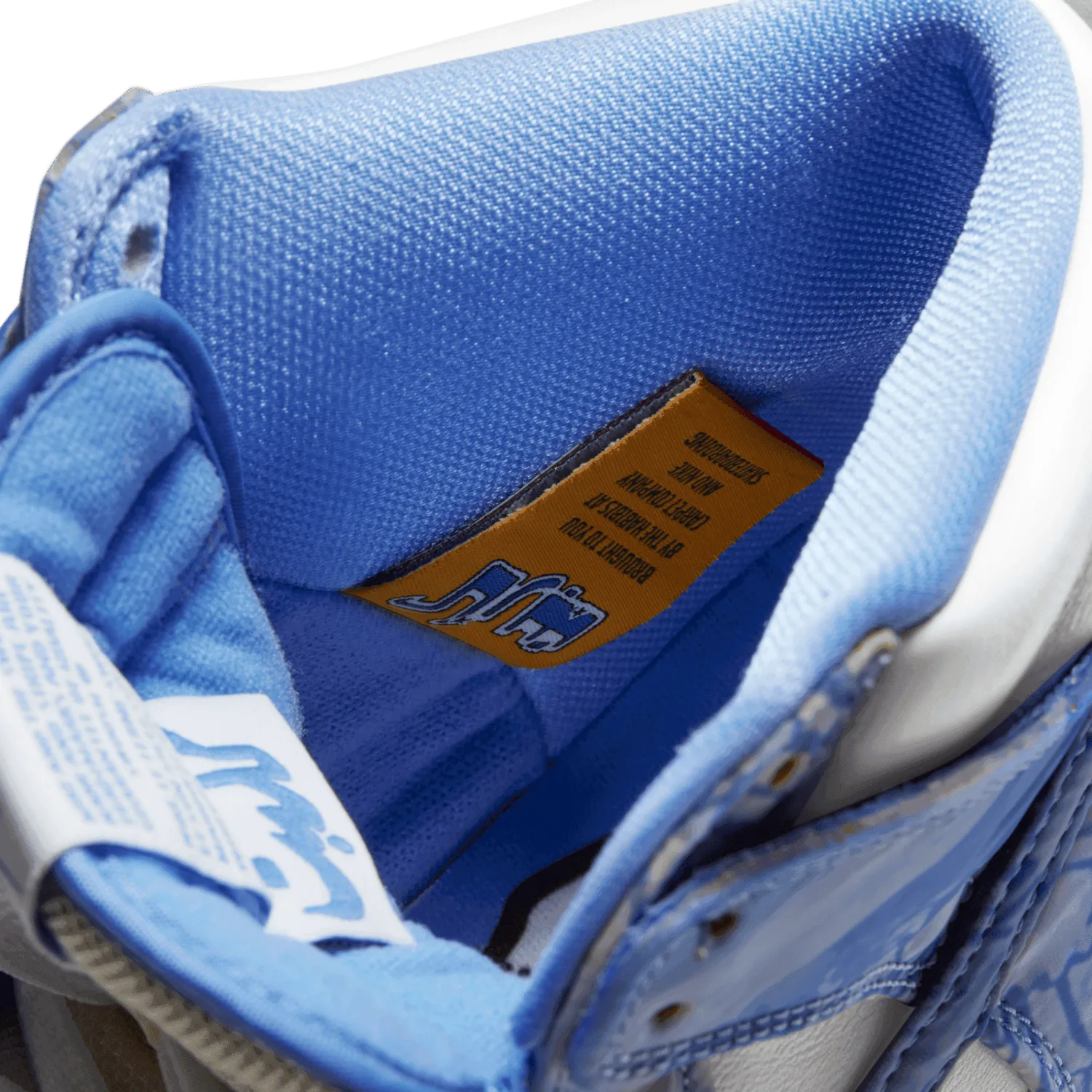 Nike SB Dunk High Carpet Company image 4