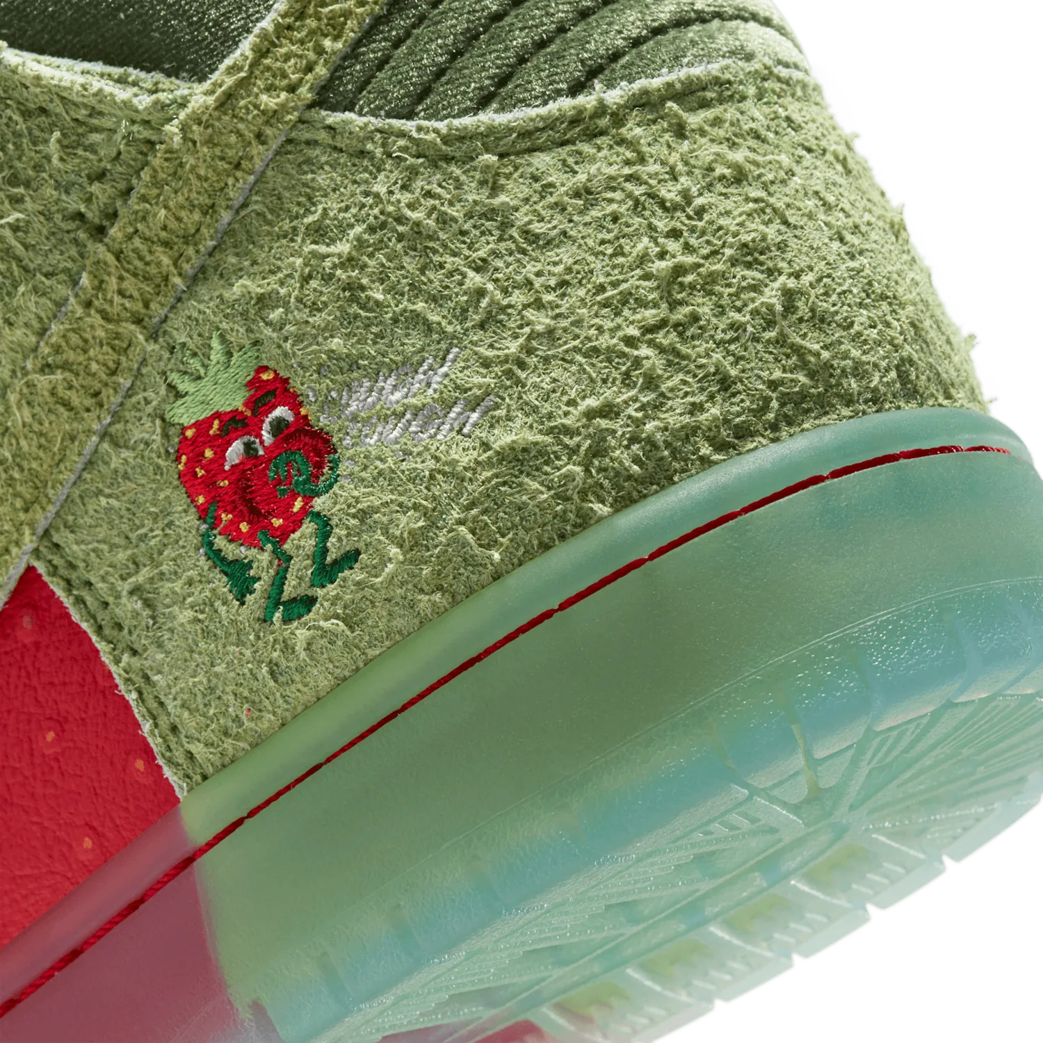 Nike SB High Strawberry Cough image 7