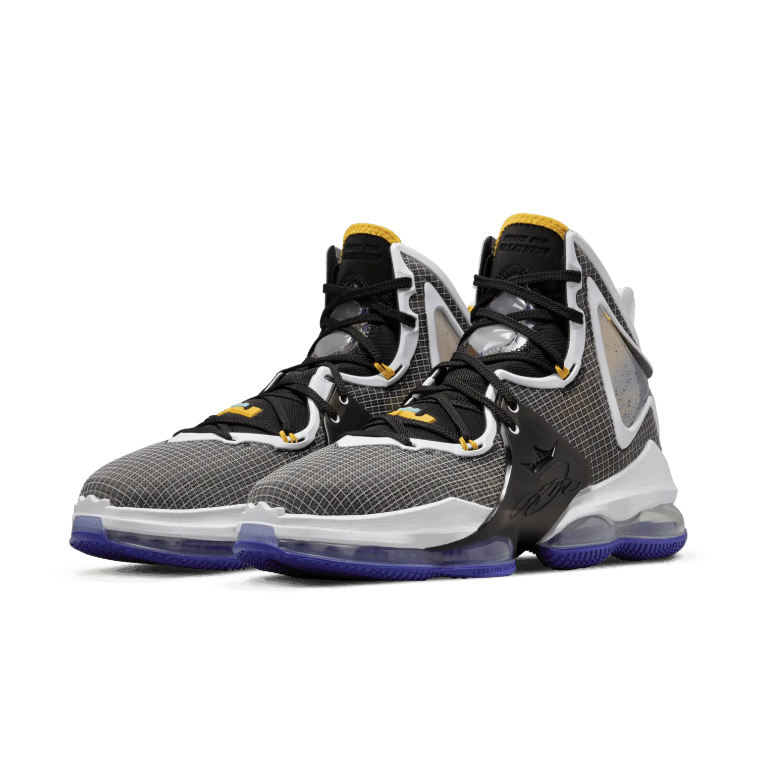 Nike LeBron 19 Basketball Shoes image 4