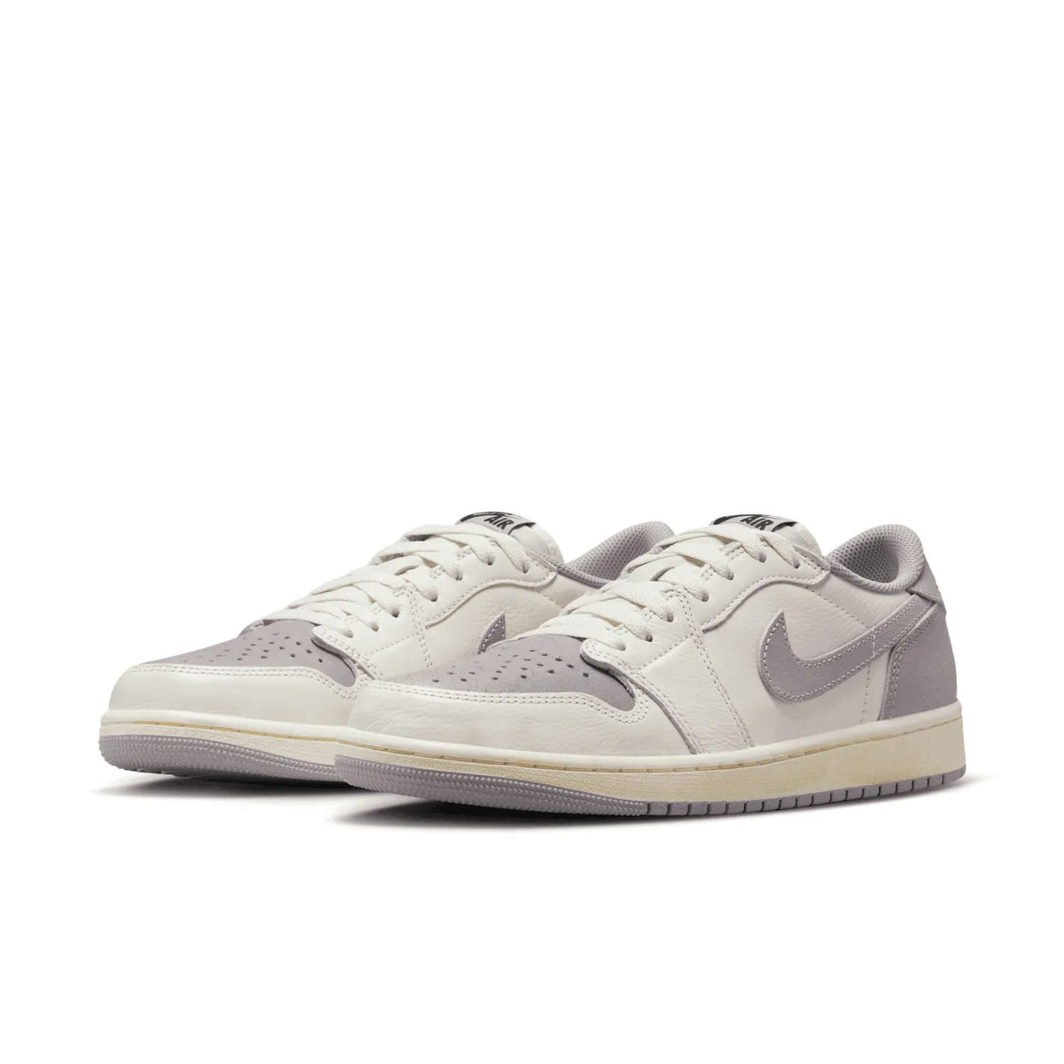 Air Jordan 1 Retro Low OG Atmosphere Grey image 5