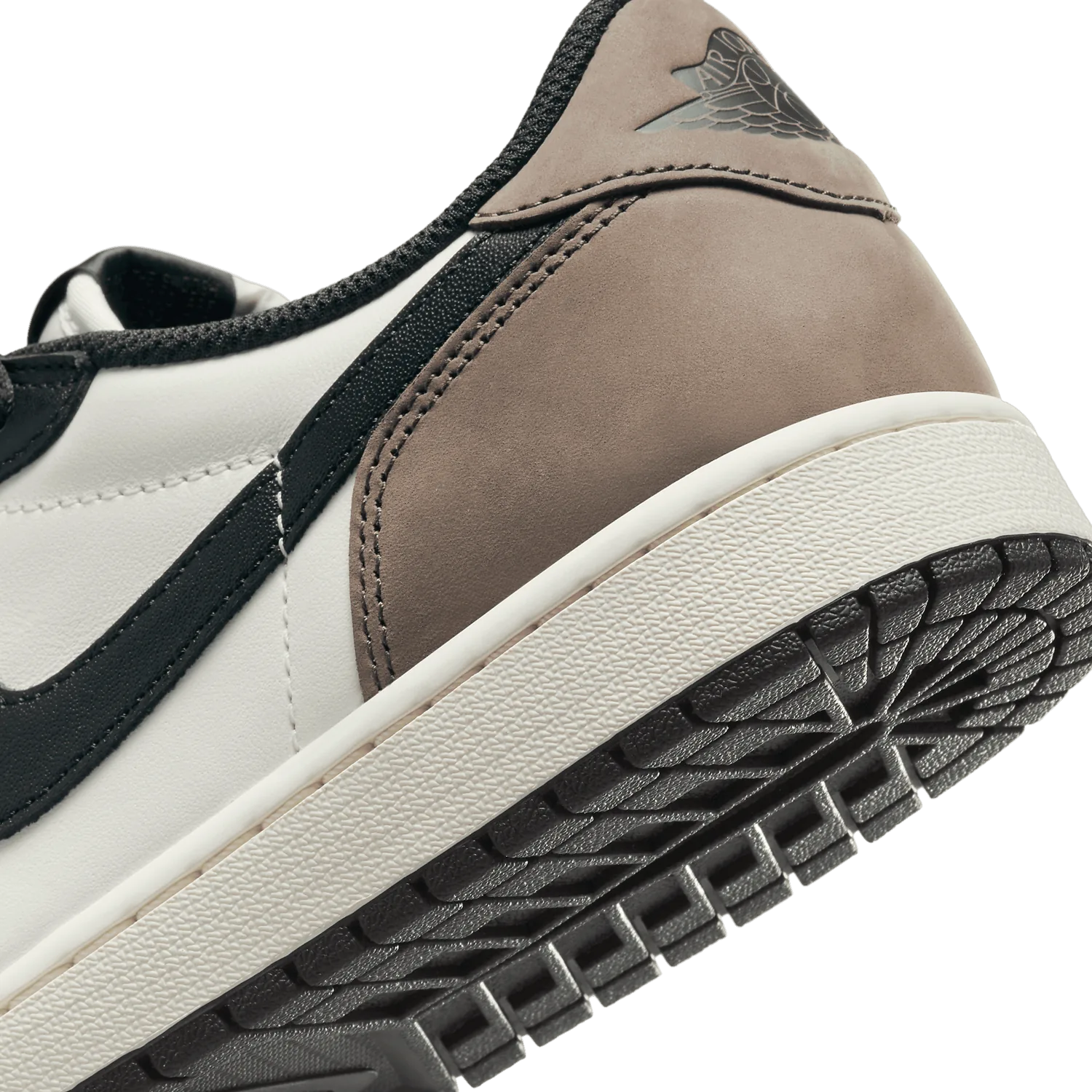 Air Jordan 1 Retro Low OG Mocha image 6
