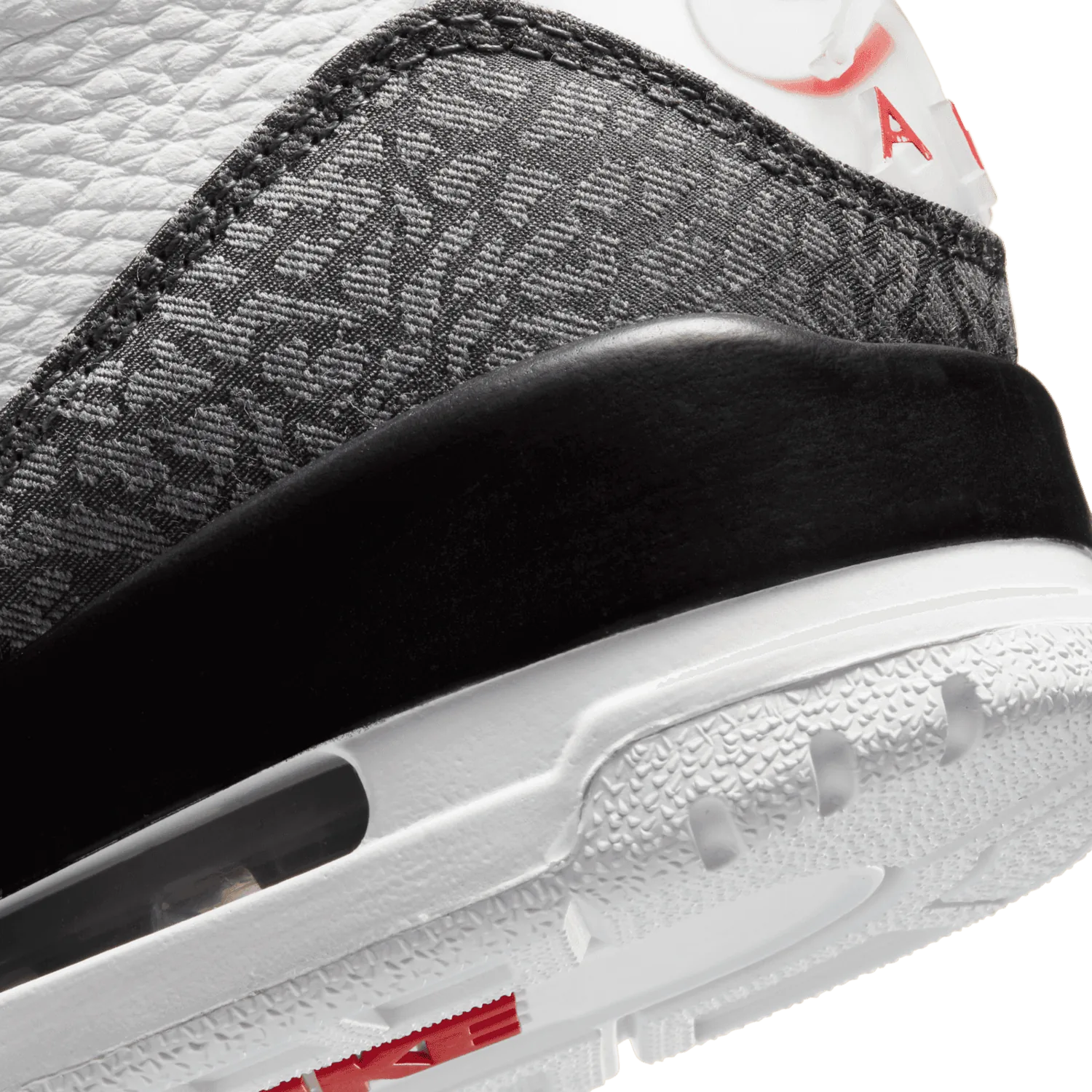 Air Jordan 3 Retro SE Fire Red “Denim” CO.JP image 7