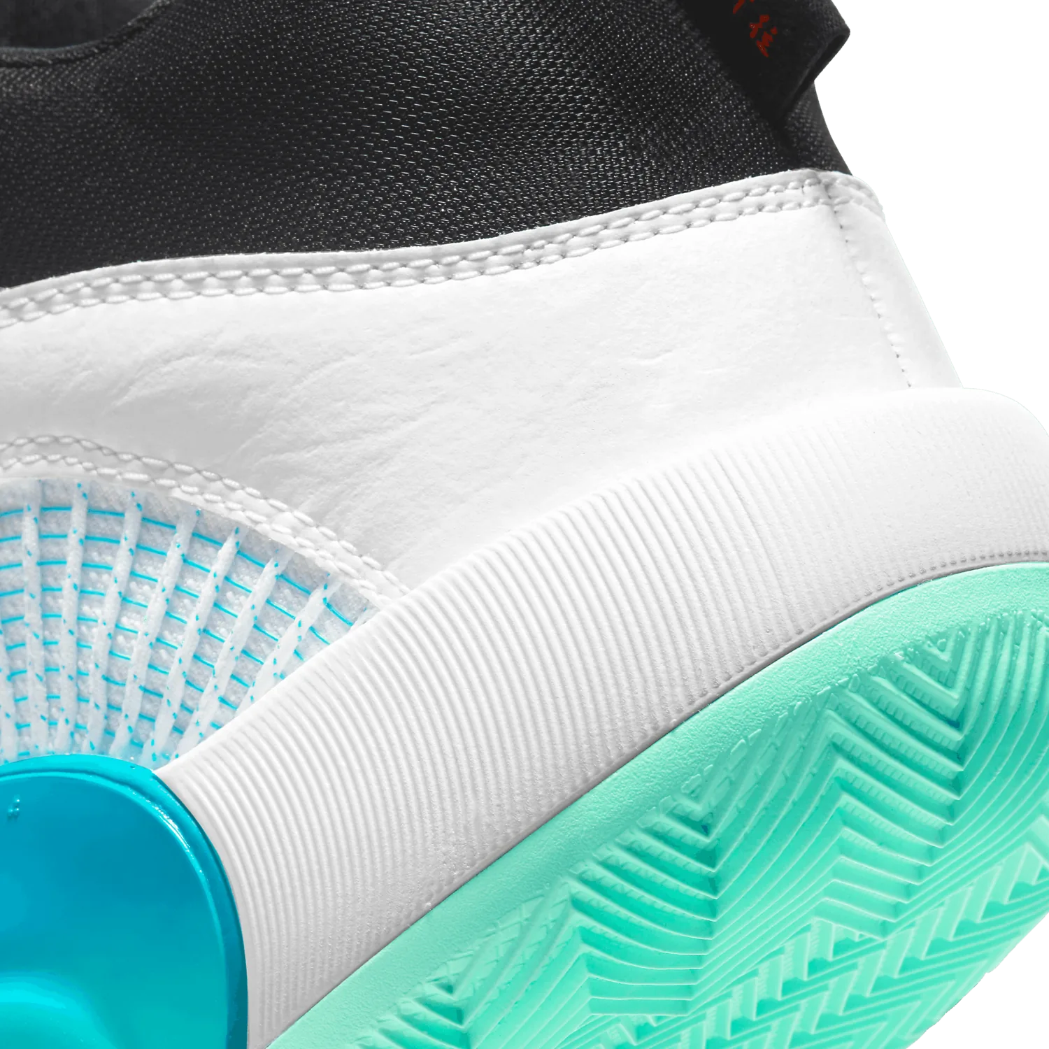 Air Jordan XXXV Guo Ailun Morpho image 7