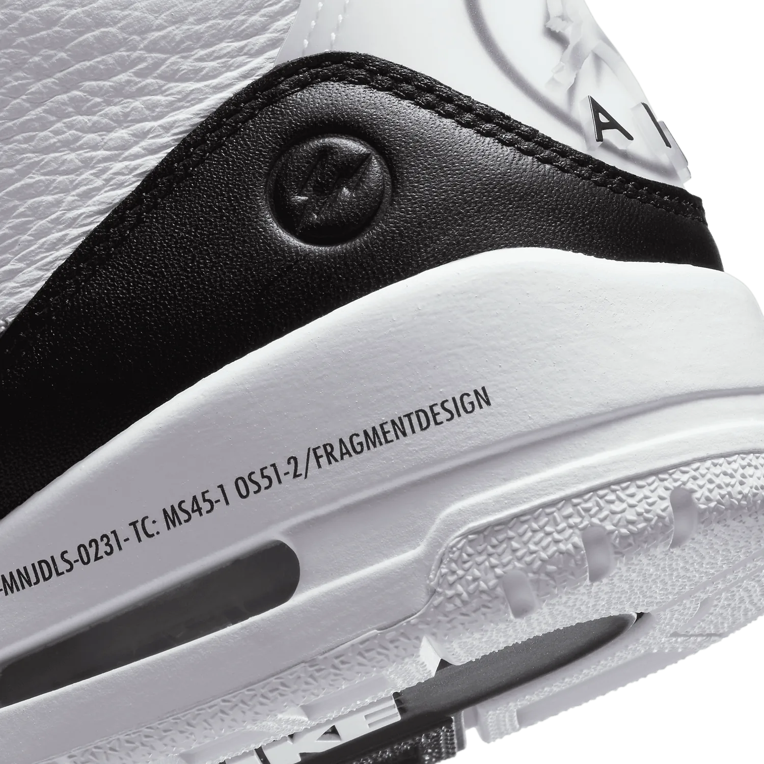 Jordan 3 Retro Fragment image 7