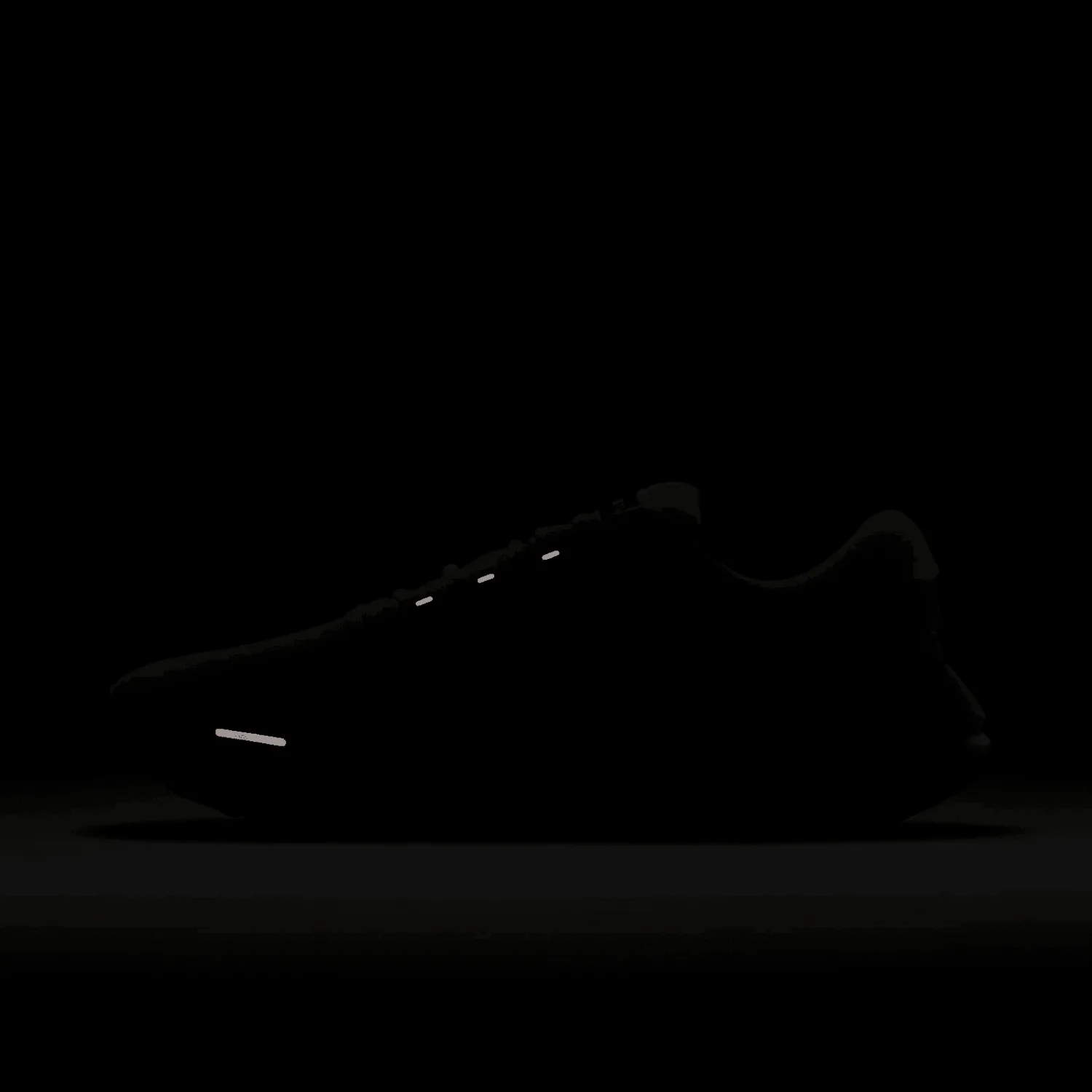 Nike Air Zoom Vomero 16 (Red) image 2