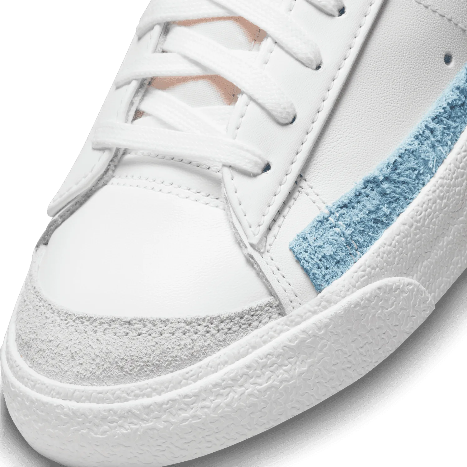 Nike Blazer Low '77 Shoes image 6