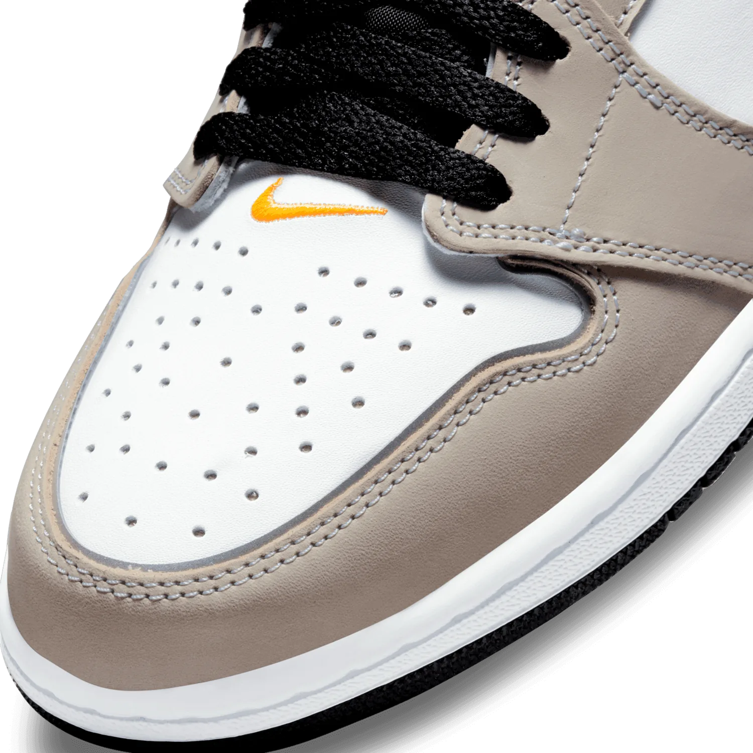 Jordan 1 High OG Prototype image 7