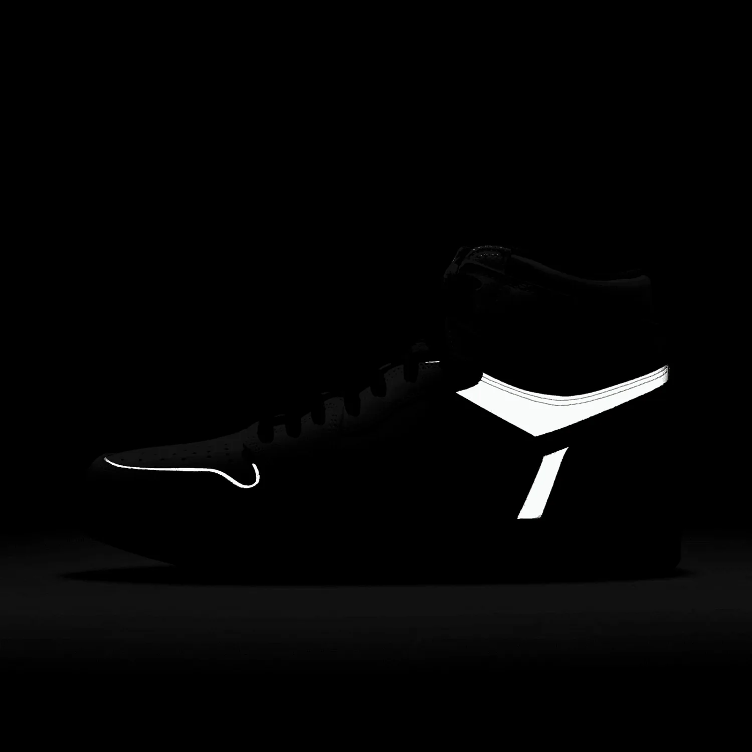 Jordan 1 High OG Prototype image 11