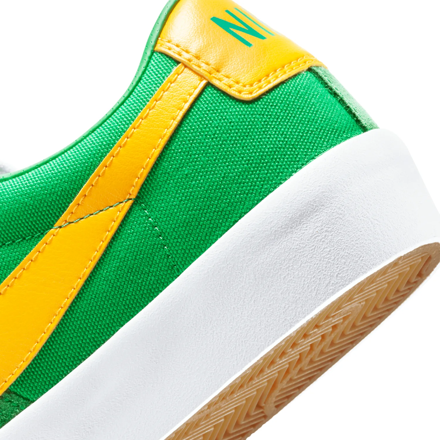 Nike SB Zoom Blazer Low Pro GT Lucky Green image 3