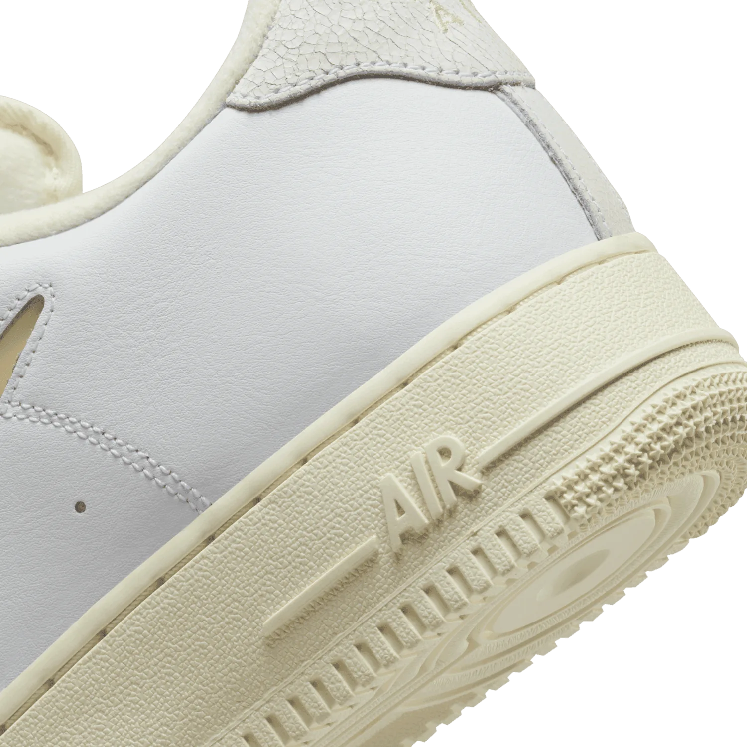 Nike Air Force 1 Pale Vanilla image 8