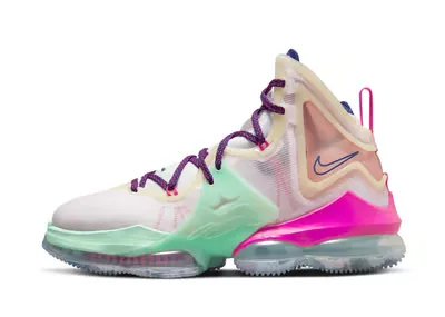 Nike LeBron 19 Basketball Shoes