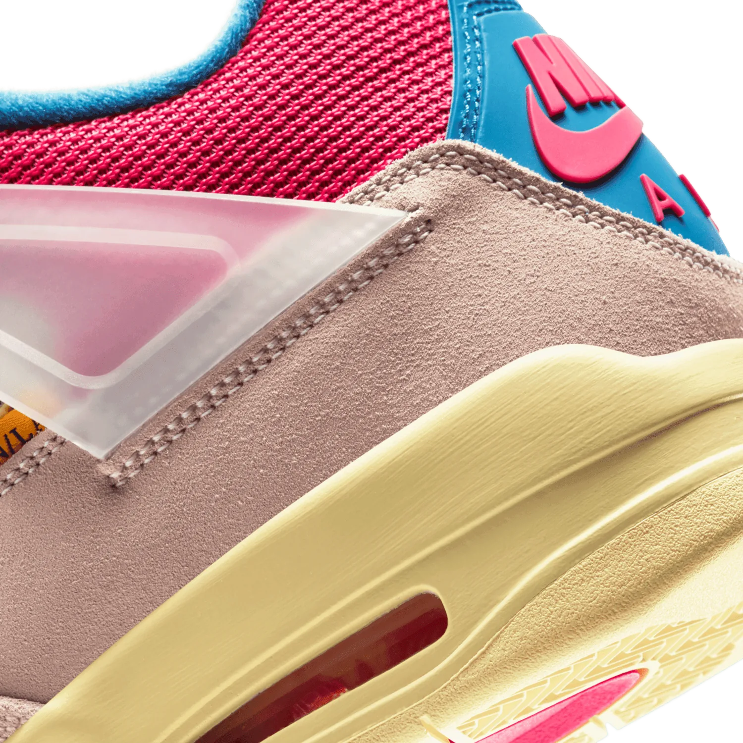 Jordan 4 Retro Union Guava Ice image 11