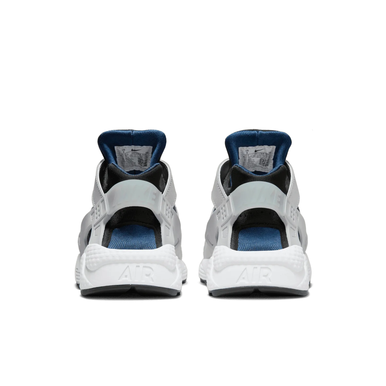 Nike Air Huarache Shoes image 5