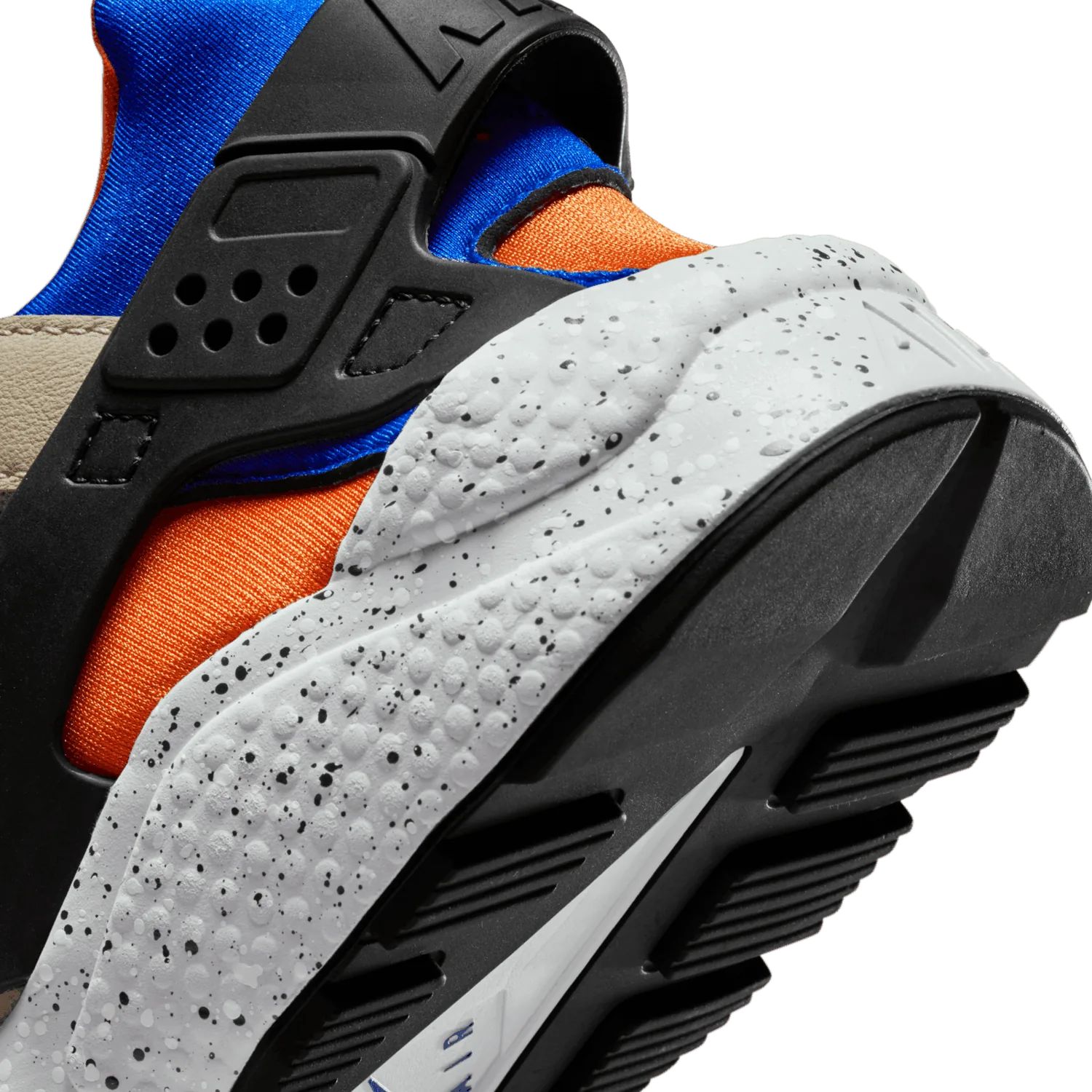 Nike Air Huarache ACG Mowabb image 8