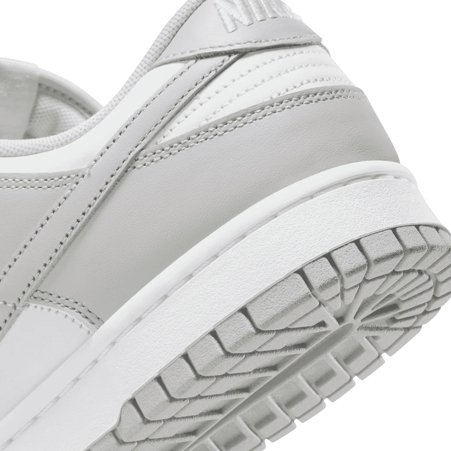 Nike Dunk Low Retro White/Grey Fog image 6