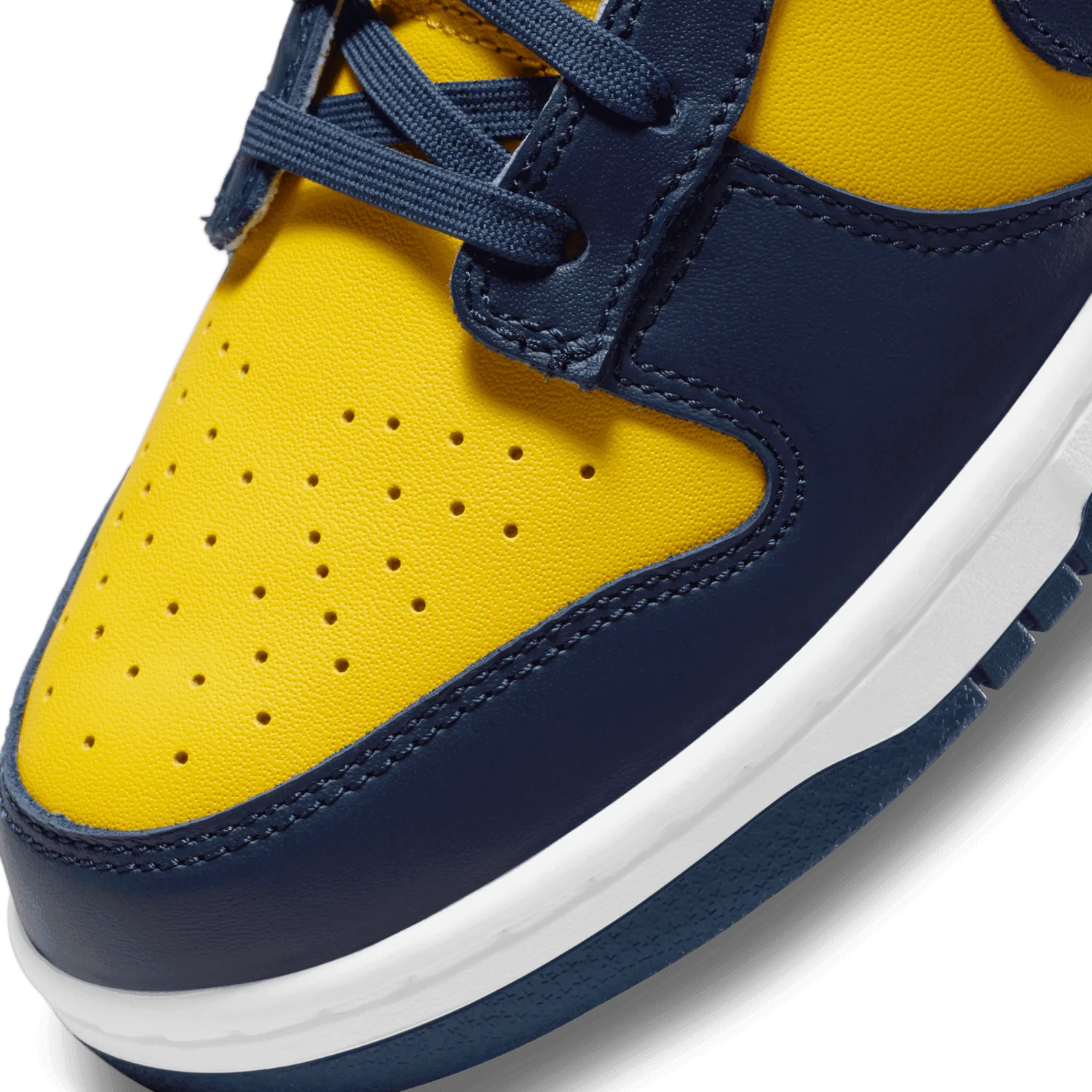 Nike Dunk Low Michigan image 5