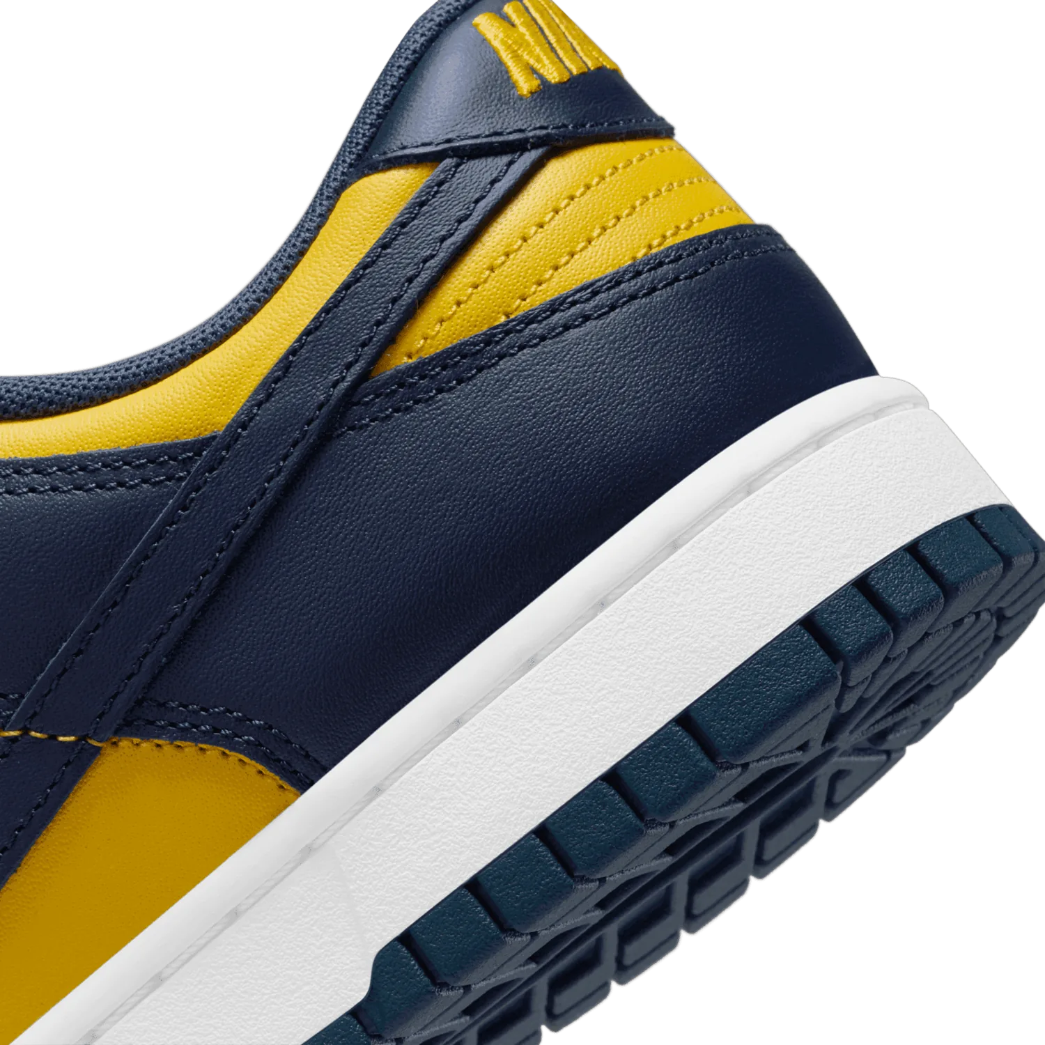 Nike Dunk Low Michigan image 6