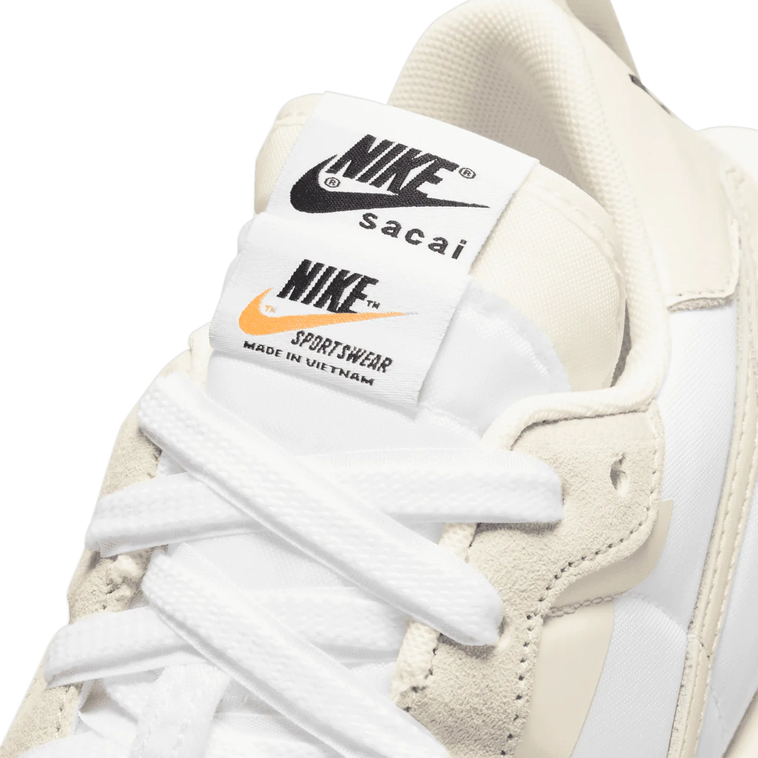 Nike Vaporwaffle sacai Sail image 8