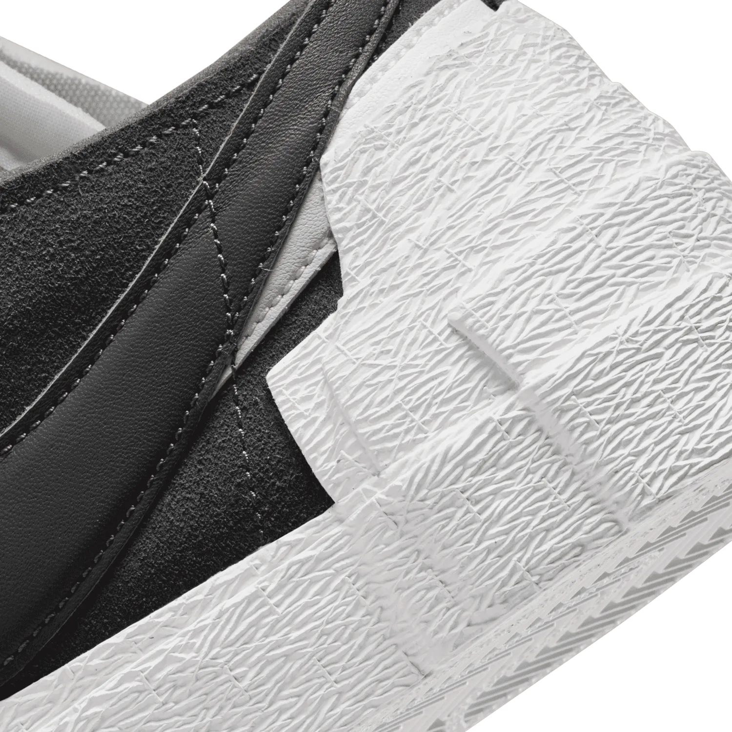 Nike Blazer Low sacai Iron Grey image 9