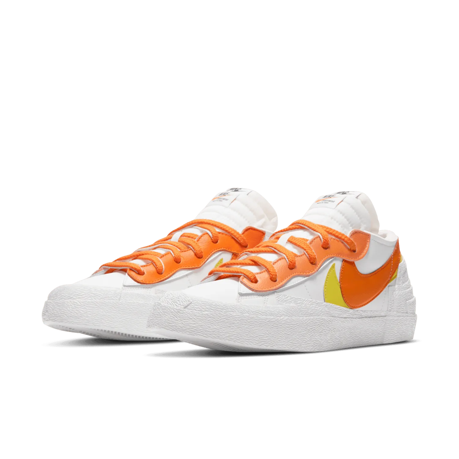 Nike Blazer Low sacai White Magma Orange image 4
