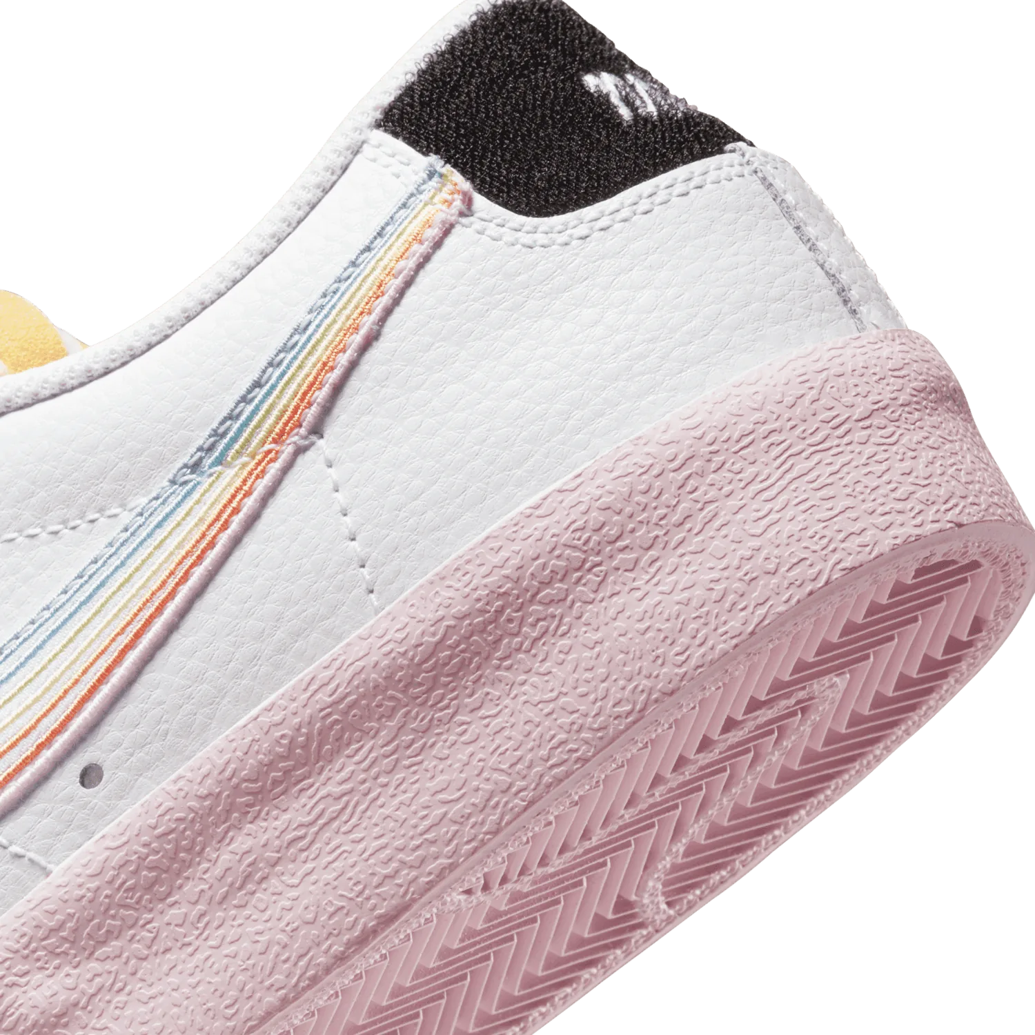 Nike Blazer Low '77 Vintage Be True Shoes image 9