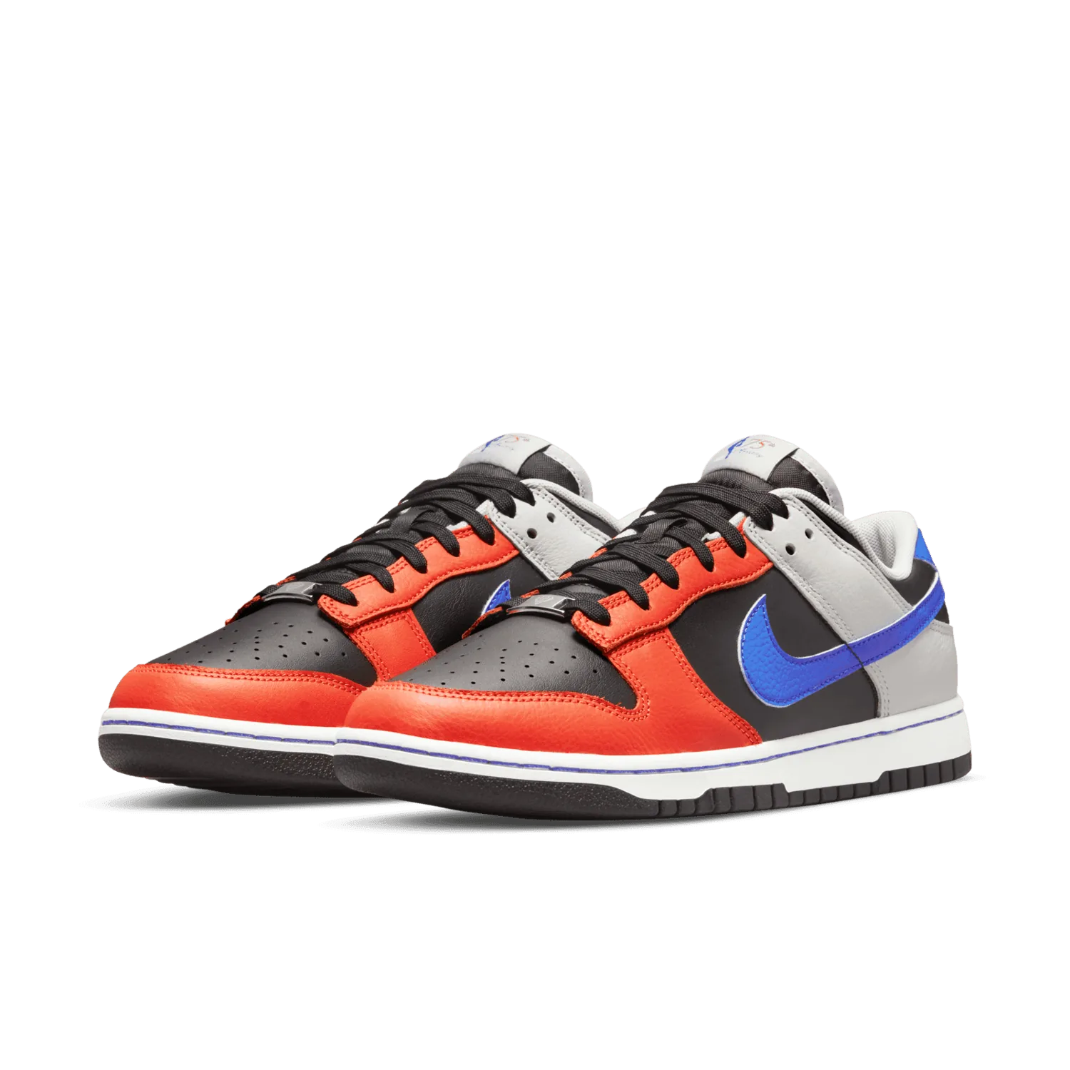 Nike Dunk Low NBA EMB Knicks image 4