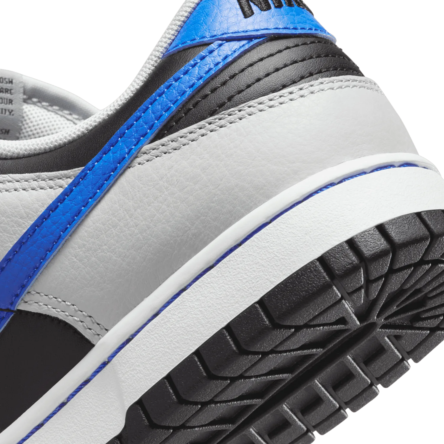 Nike Dunk Low NBA EMB Knicks image 7